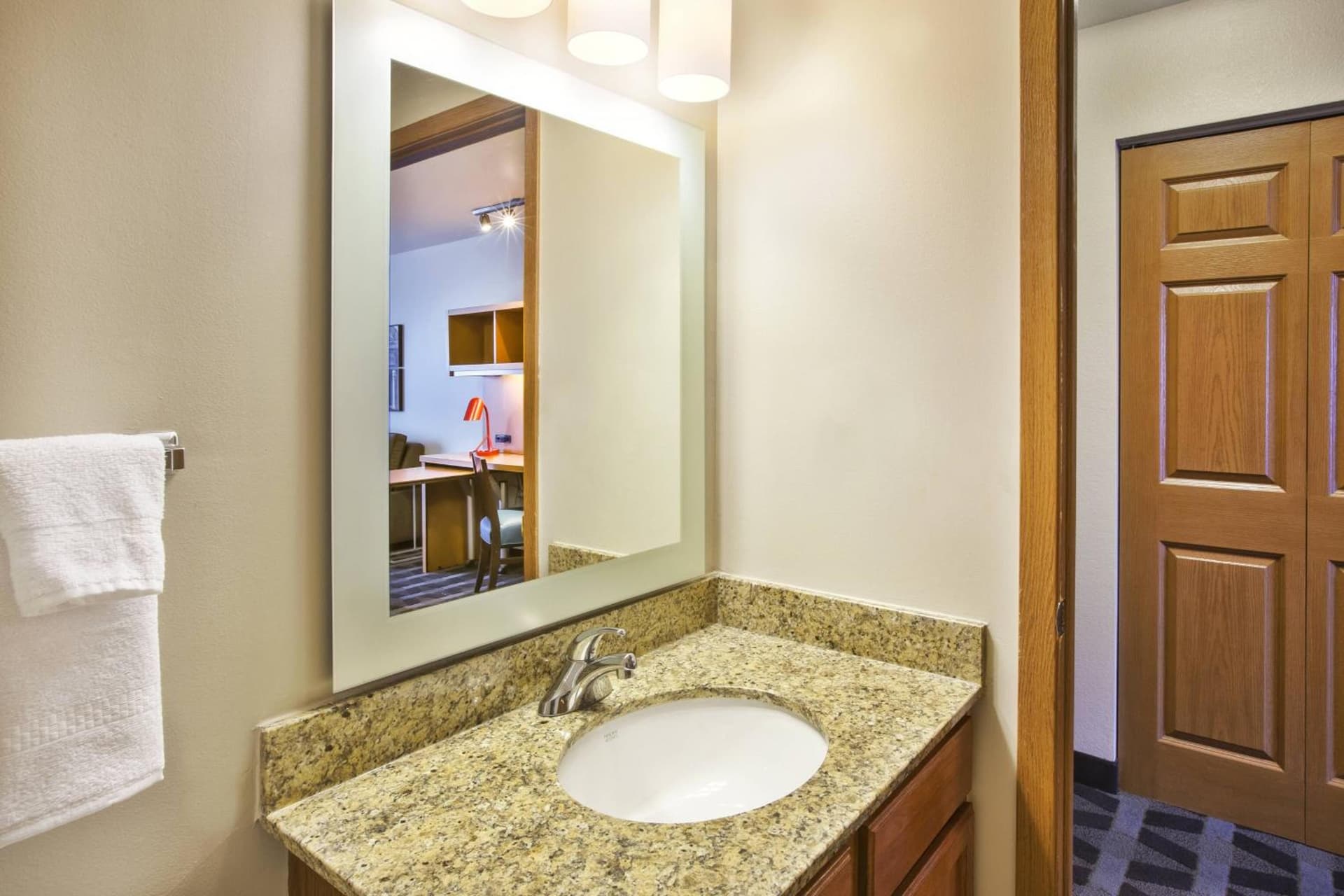TownePlace Suites Detroit Dearborn gallery photo in Dearborn, MI — image 4
