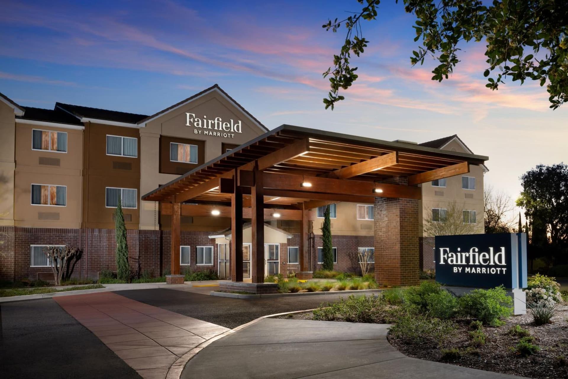 Fairfield Inn by Marriott Vacaville property views in Vacaville, CA — gallery photo 3