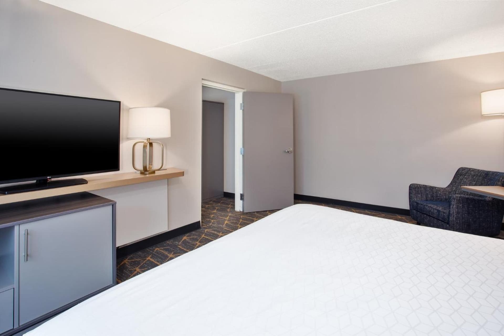 Holiday Inn Canton-Belden Village by IHG gallery photo in Canton, OH — image 50