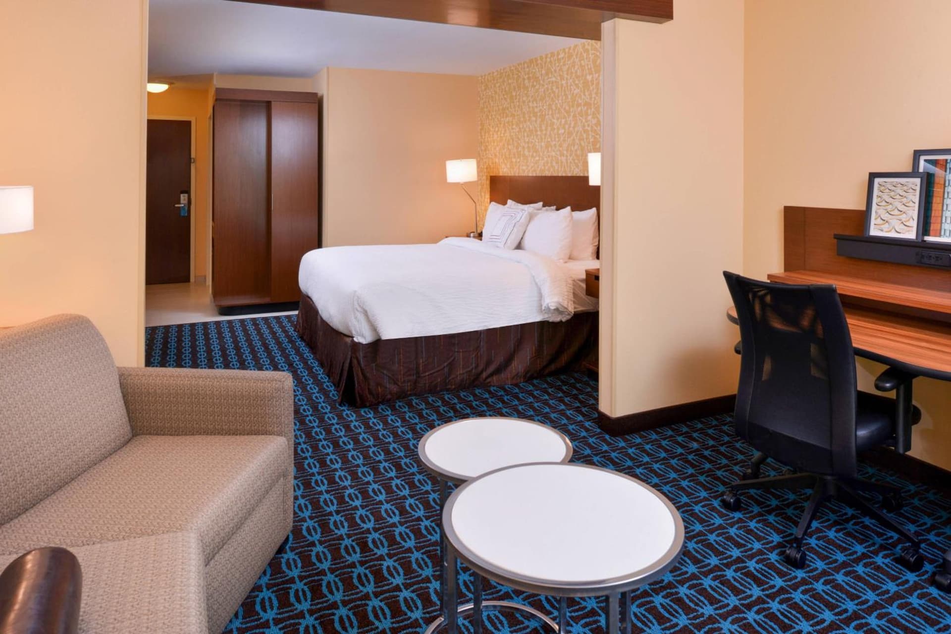 Fairfield Inn & Suites by Marriott Martinsburg gallery photo in Martinsburg, WV — image 19