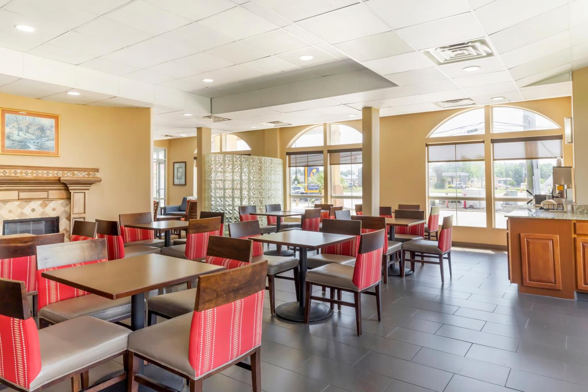 Comfort Inn & Suites Chesapeake - Portsmouth gallery photo in Chesapeake, VA — image 8