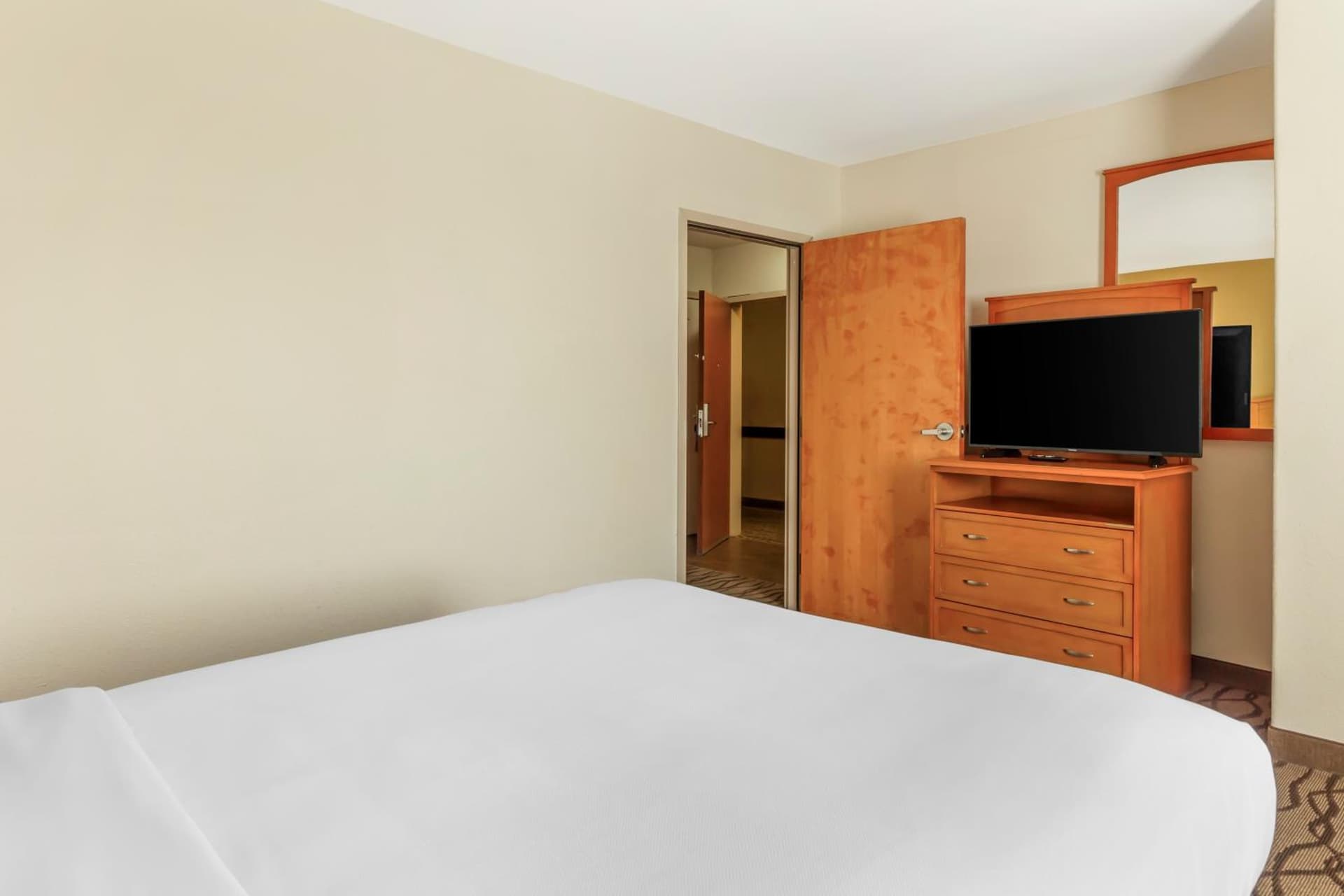 Comfort Inn & Suites Chesapeake - Portsmouth gallery photo in Chesapeake, VA — image 42
