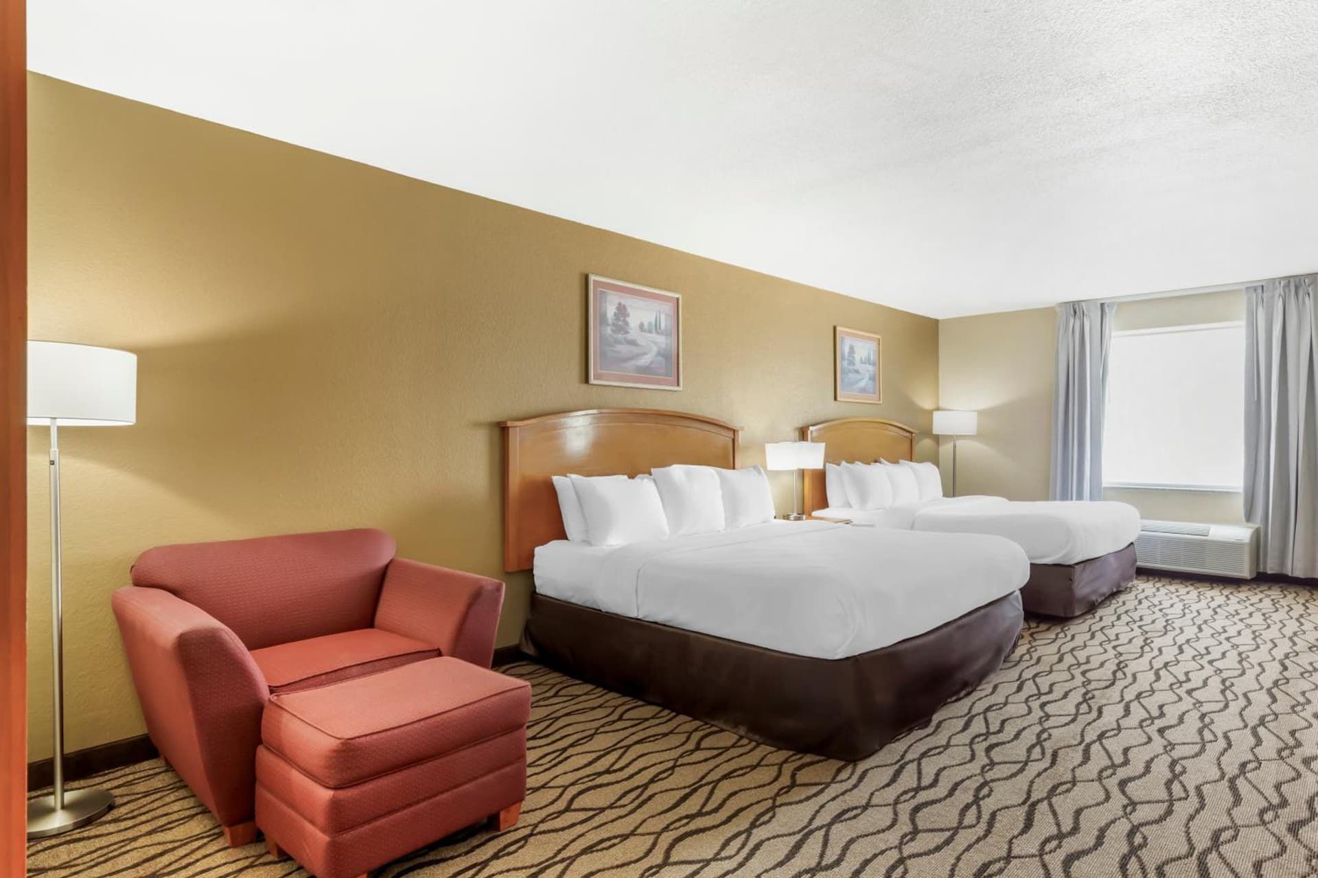 Comfort Inn & Suites Chesapeake - Portsmouth gallery photo in Chesapeake, VA — image 43