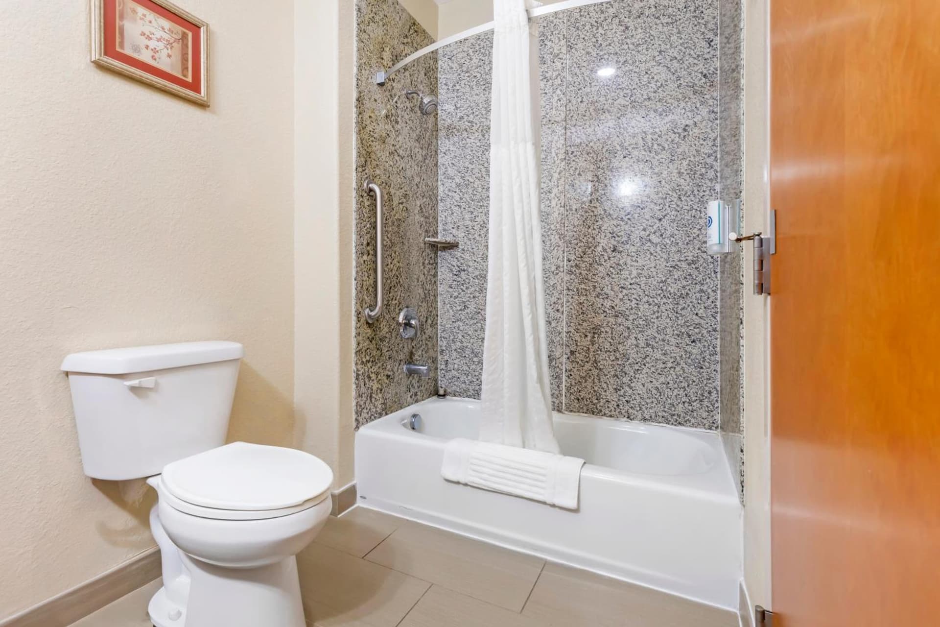 Comfort Inn & Suites Chesapeake - Portsmouth gallery photo in Chesapeake, VA — image 30