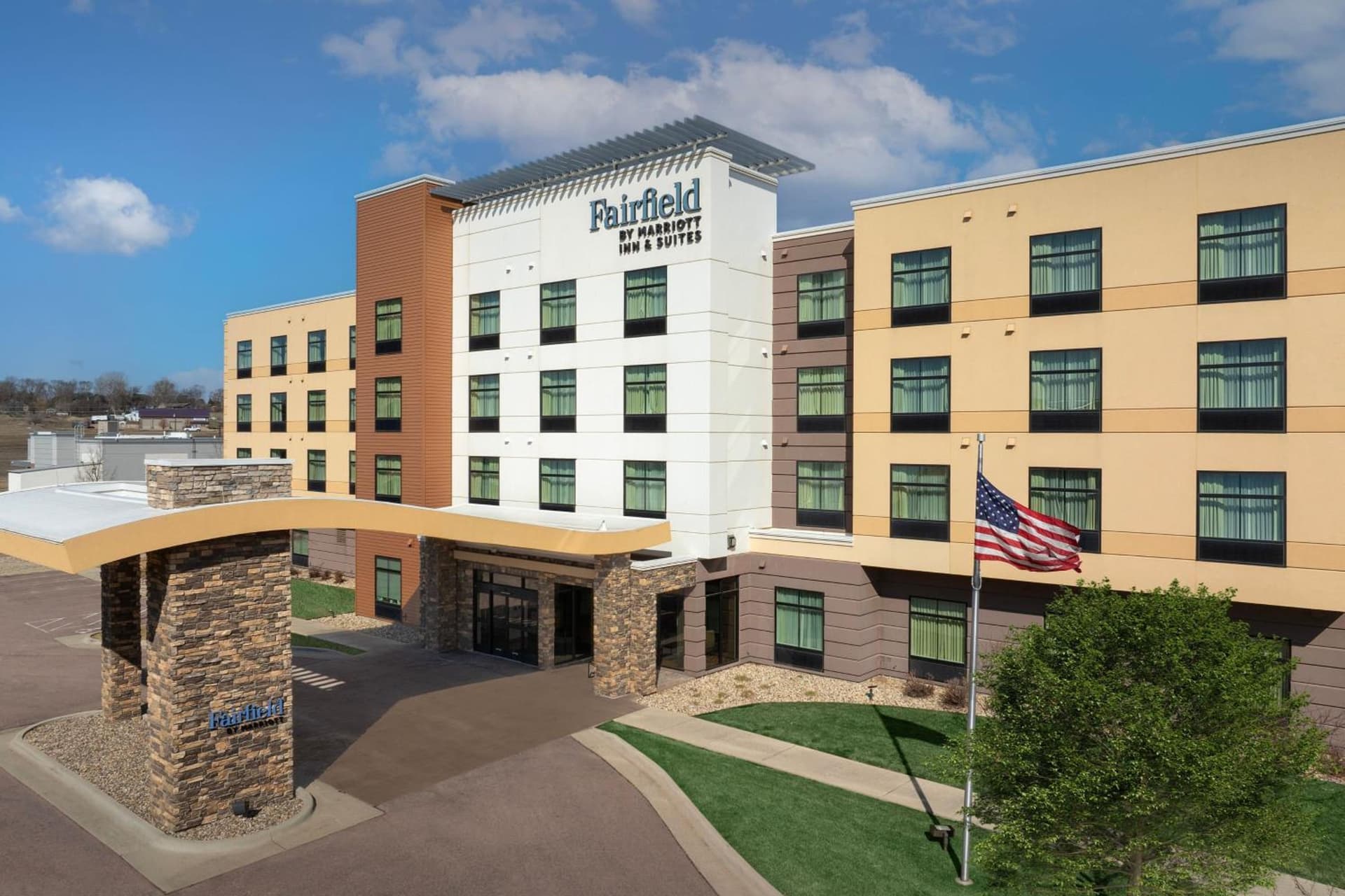Fairfield Inn & Suites By Marriott Sioux Falls Airport featured exterior or lobby in Sioux Falls, SD — similar hotel