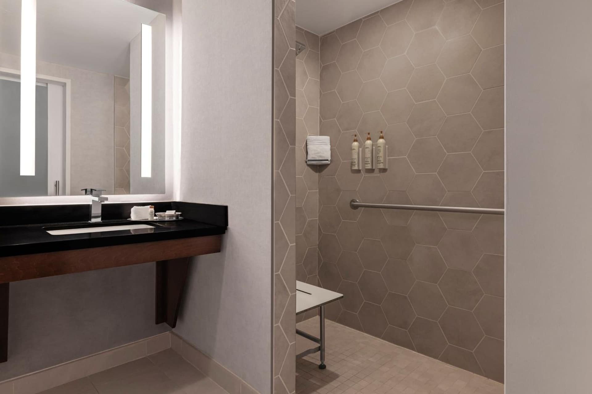 Renaissance Denver Hotel & Conference Center gallery photo in Denver, CO — image 4