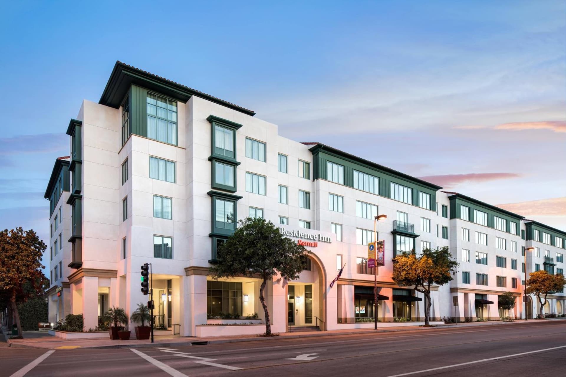 Residence Inn by Marriott Los Angeles Pasadena/Old Town featured exterior or lobby in Pasadena, CA — similar hotel