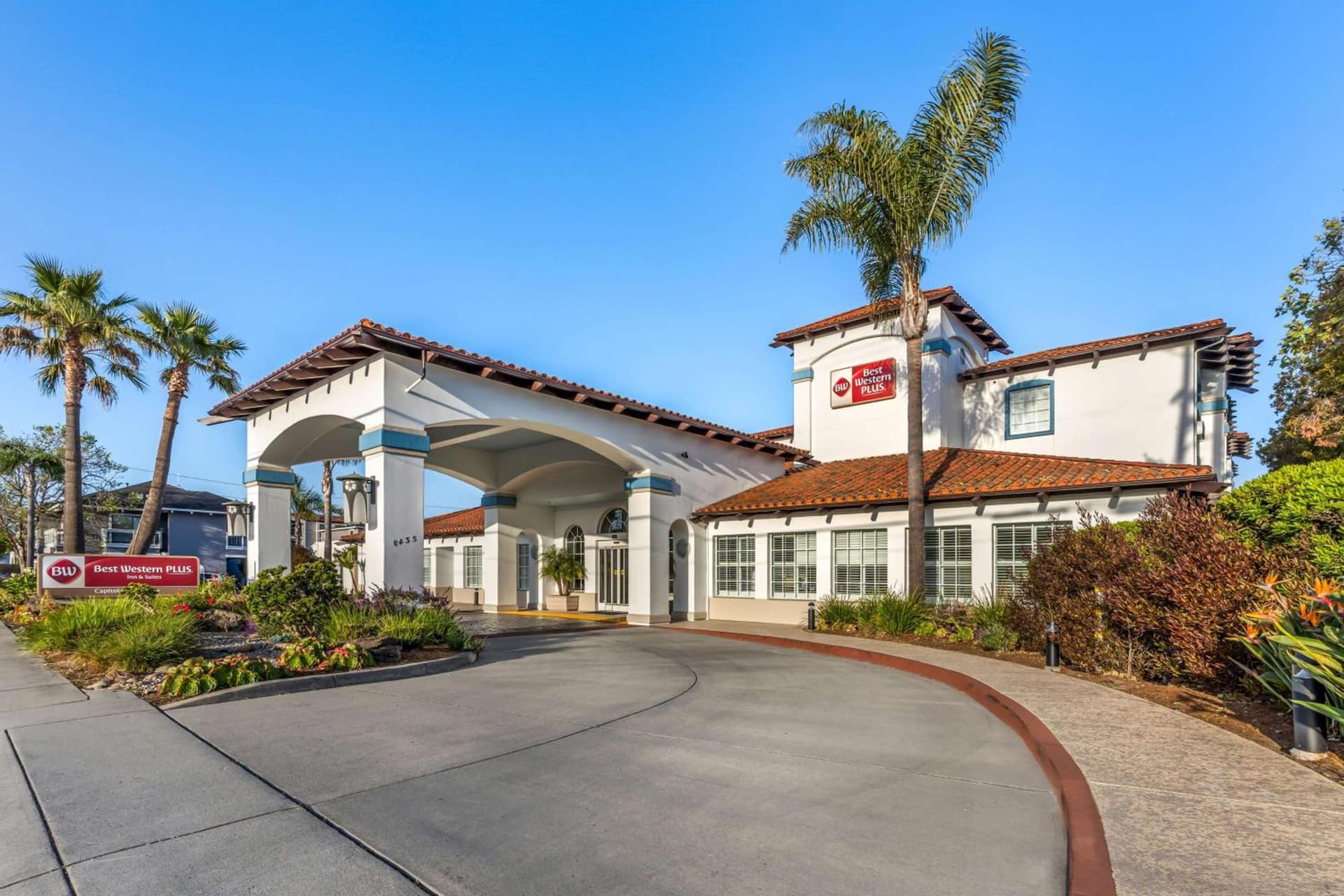 Best Western Plus Capitola By-the-Sea Inn & Suites featured exterior or lobby in Capitola, CA — similar hotel