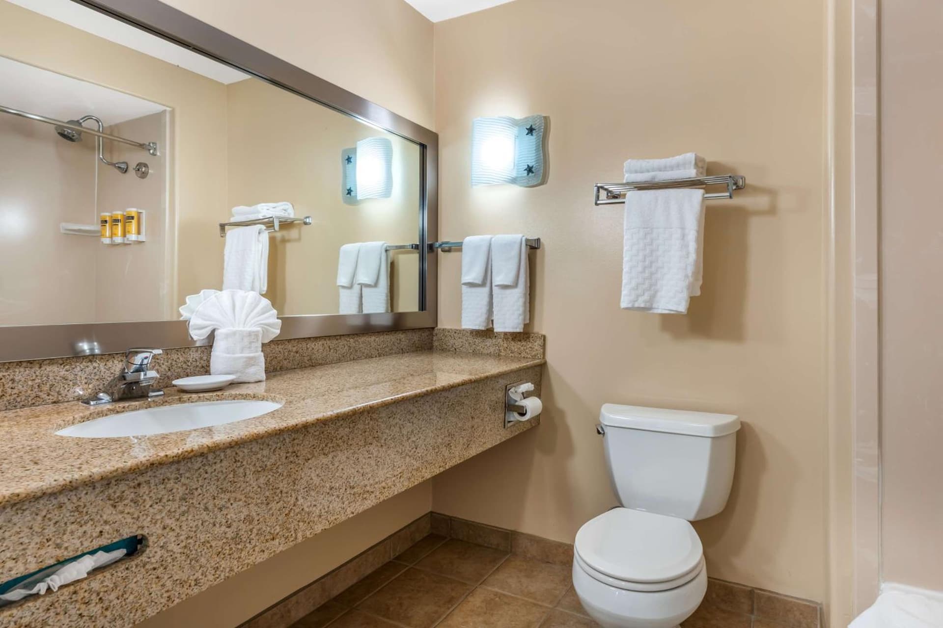 Best Western Plus Capitola By-the-Sea Inn & Suites gallery photo in Capitola, CA — image 15