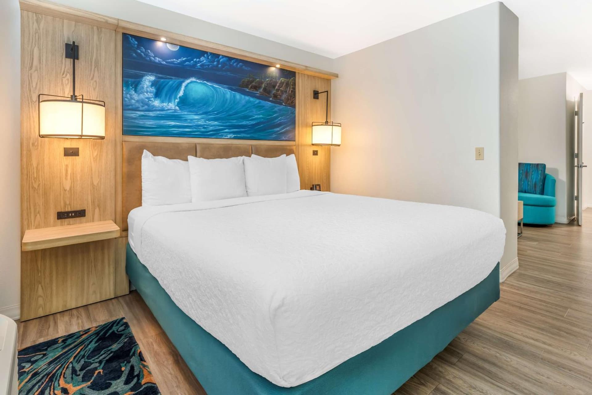 Best Western Plus Capitola By-the-Sea Inn & Suites gallery photo in Capitola, CA — image 4