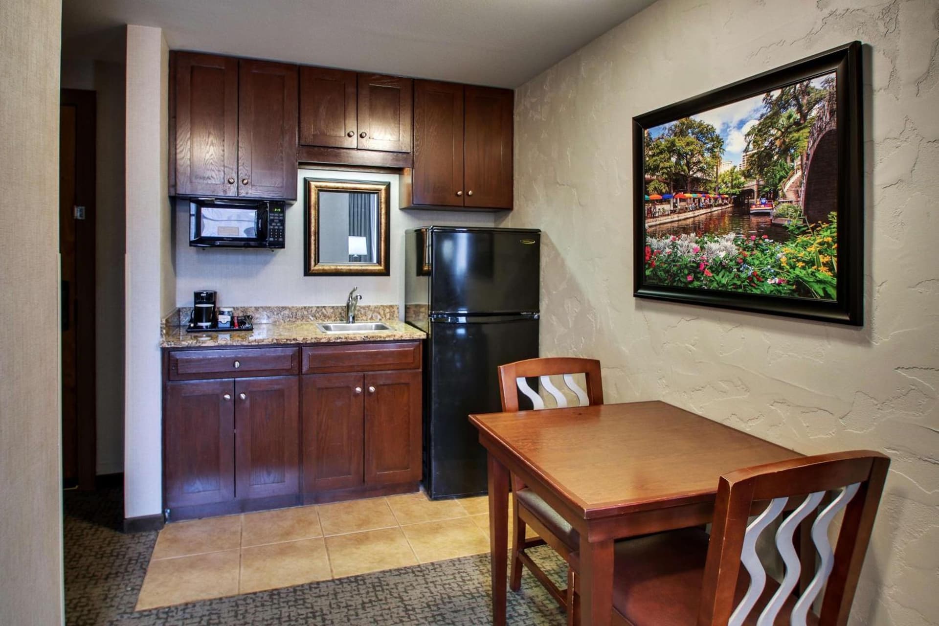 Drury Plaza Hotel San Antonio Riverwalk gallery photo in San Antonio, TX — image 81