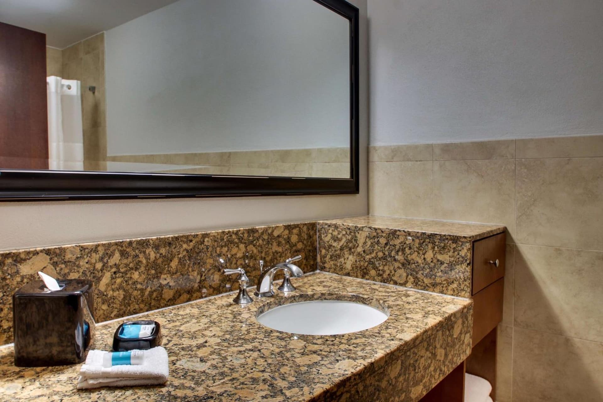Drury Plaza Hotel San Antonio Riverwalk gallery photo in San Antonio, TX — image 29