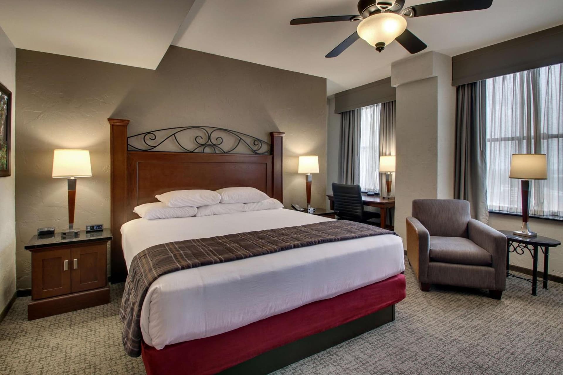 Drury Plaza Hotel San Antonio Riverwalk gallery photo in San Antonio, TX — image 31
