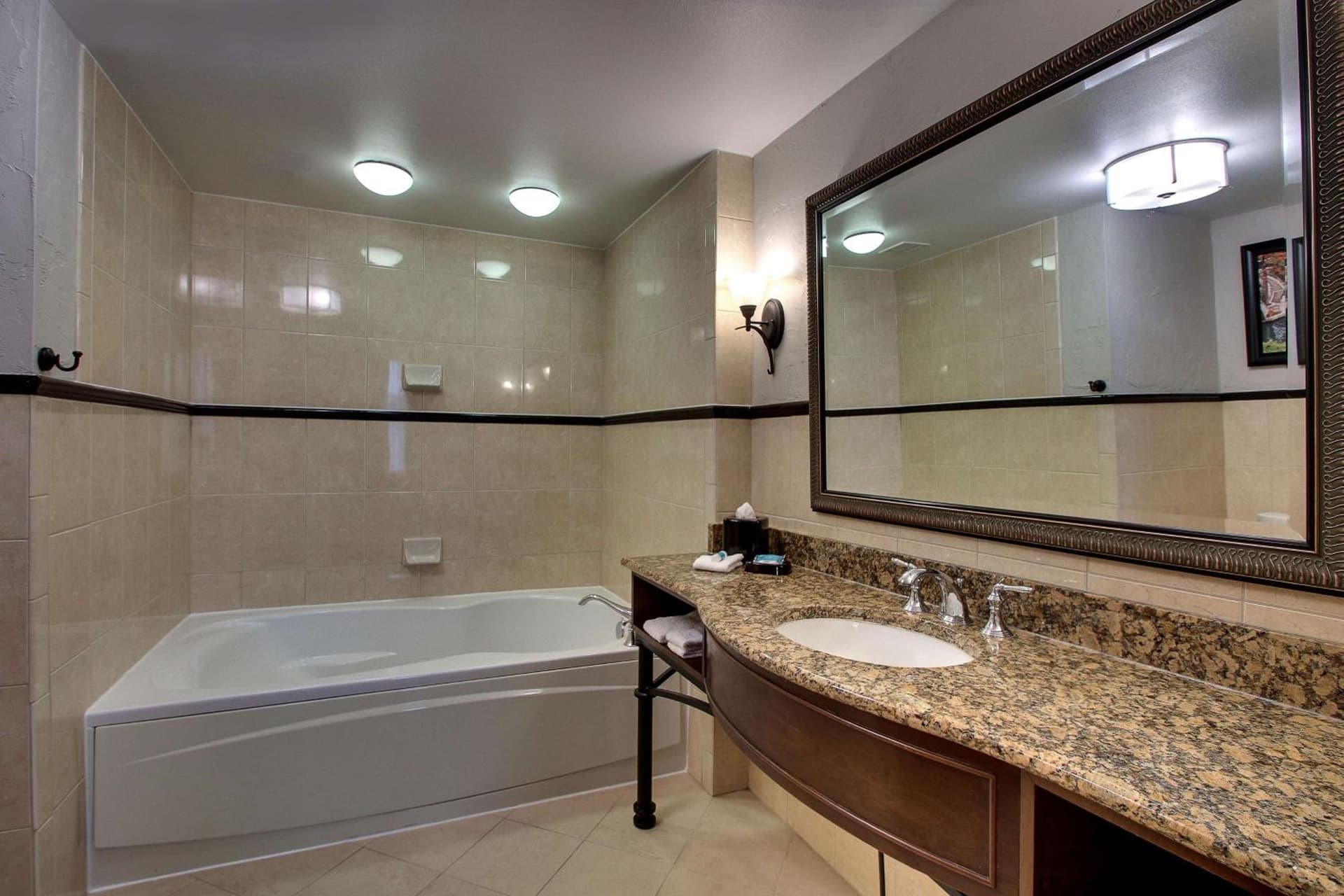 Drury Plaza Hotel San Antonio Riverwalk gallery photo in San Antonio, TX — image 14