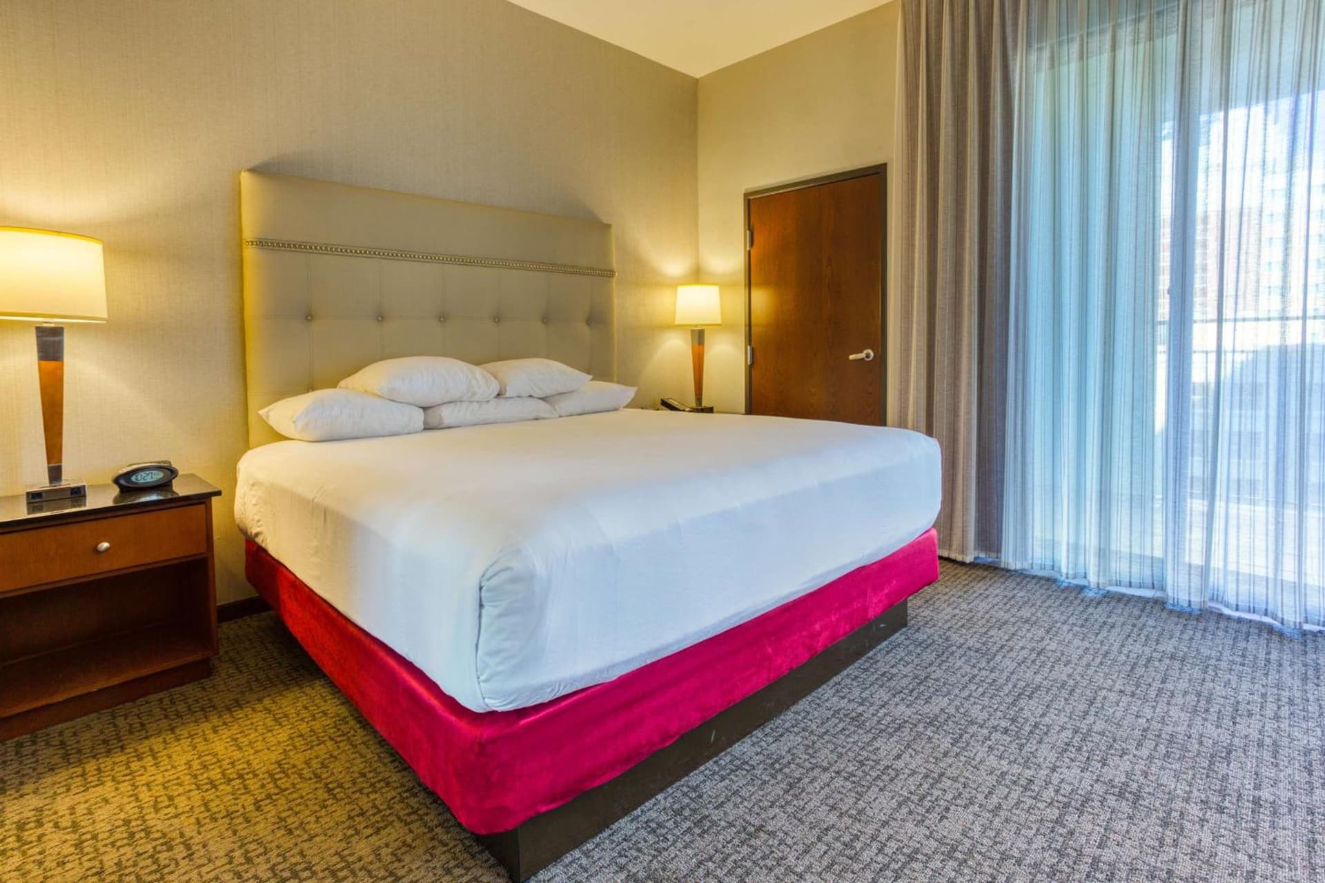 Drury Plaza Hotel San Antonio Riverwalk gallery photo in San Antonio, TX — image 95