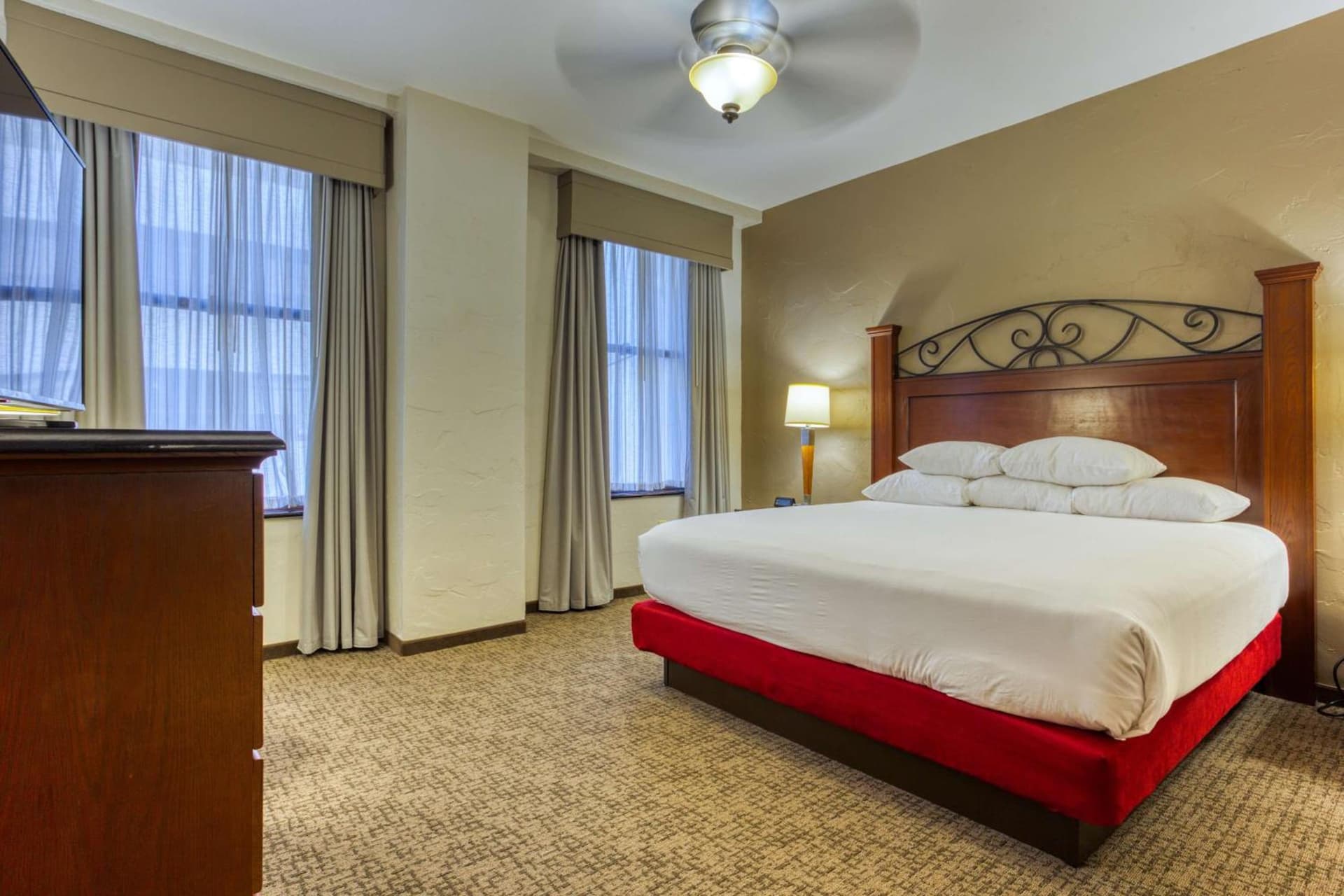 Drury Plaza Hotel San Antonio Riverwalk gallery photo in San Antonio, TX — image 70