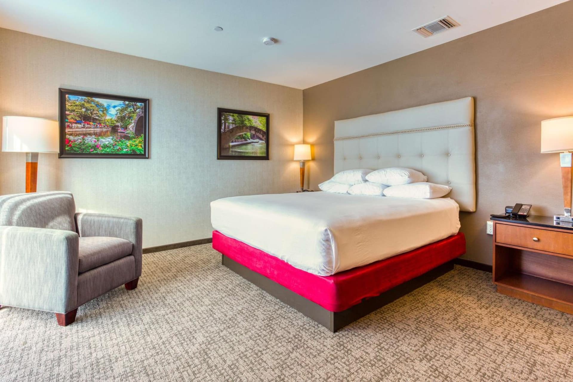 Drury Plaza Hotel San Antonio Riverwalk interior in San Antonio, TX — gallery photo 2
