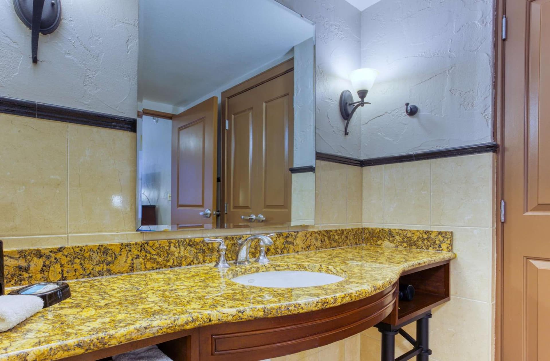 Drury Plaza Hotel San Antonio Riverwalk gallery photo in San Antonio, TX — image 121