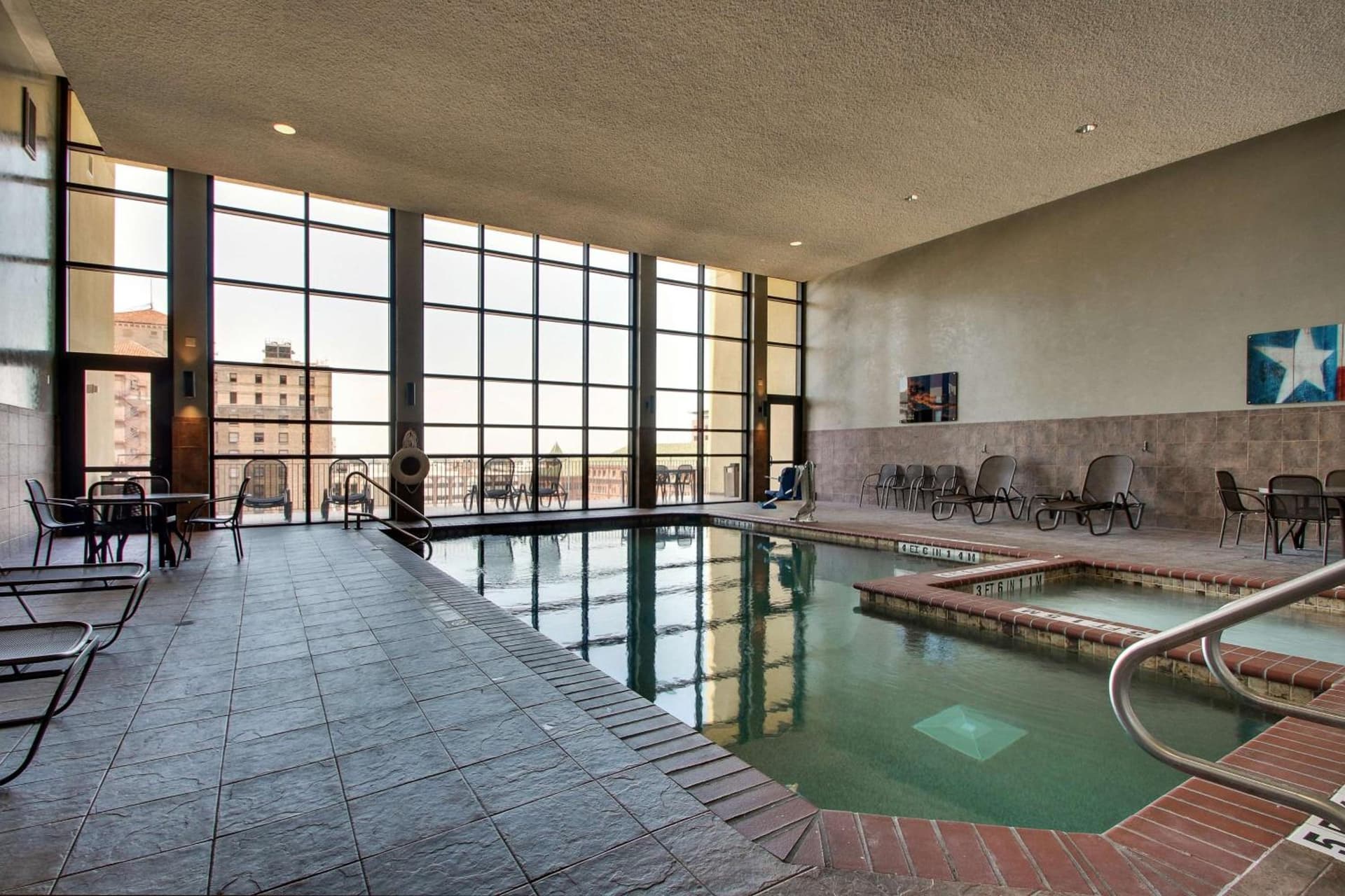 Drury Plaza Hotel San Antonio Riverwalk gallery photo in San Antonio, TX — image 122