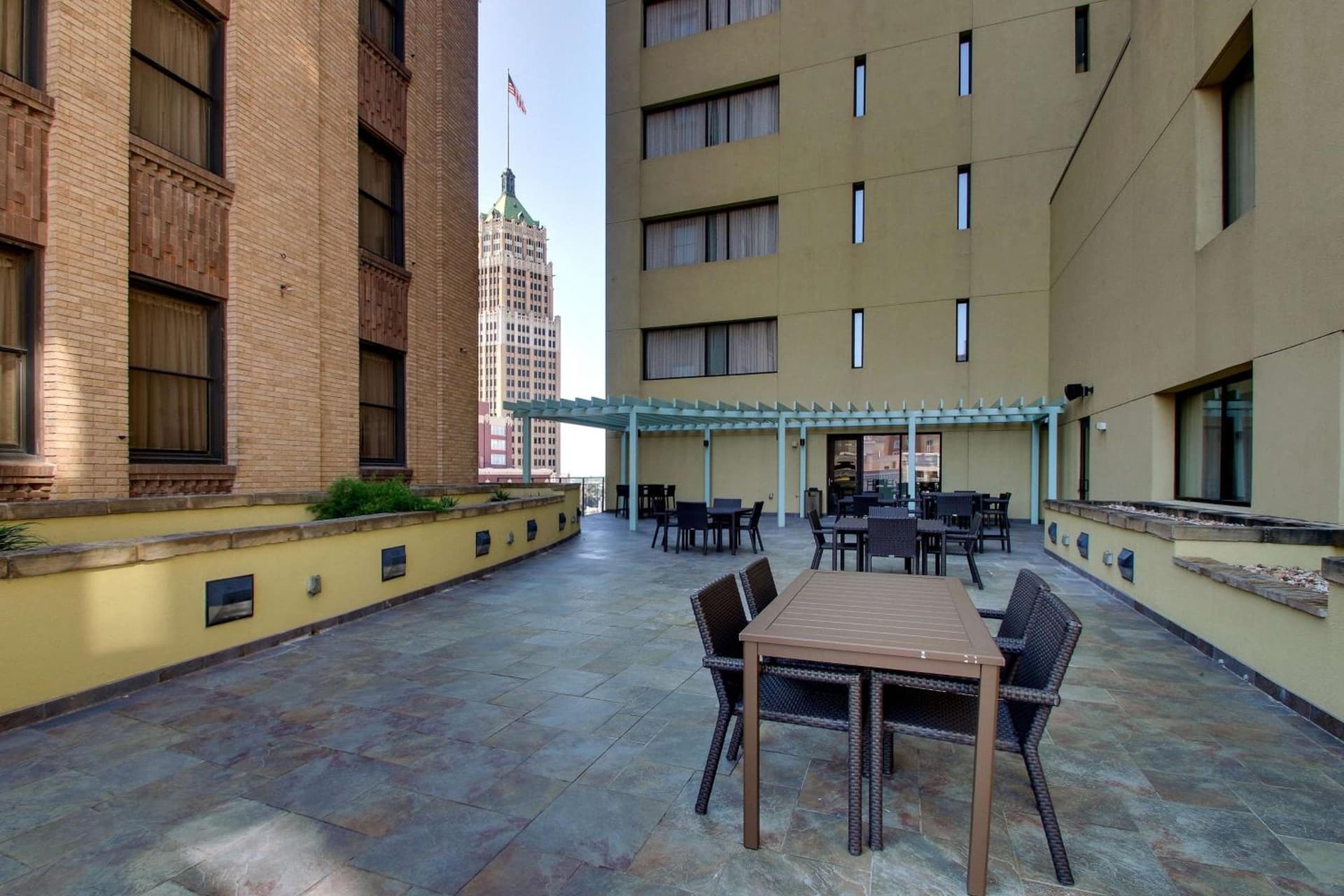 Drury Plaza Hotel San Antonio Riverwalk gallery photo in San Antonio, TX — image 114