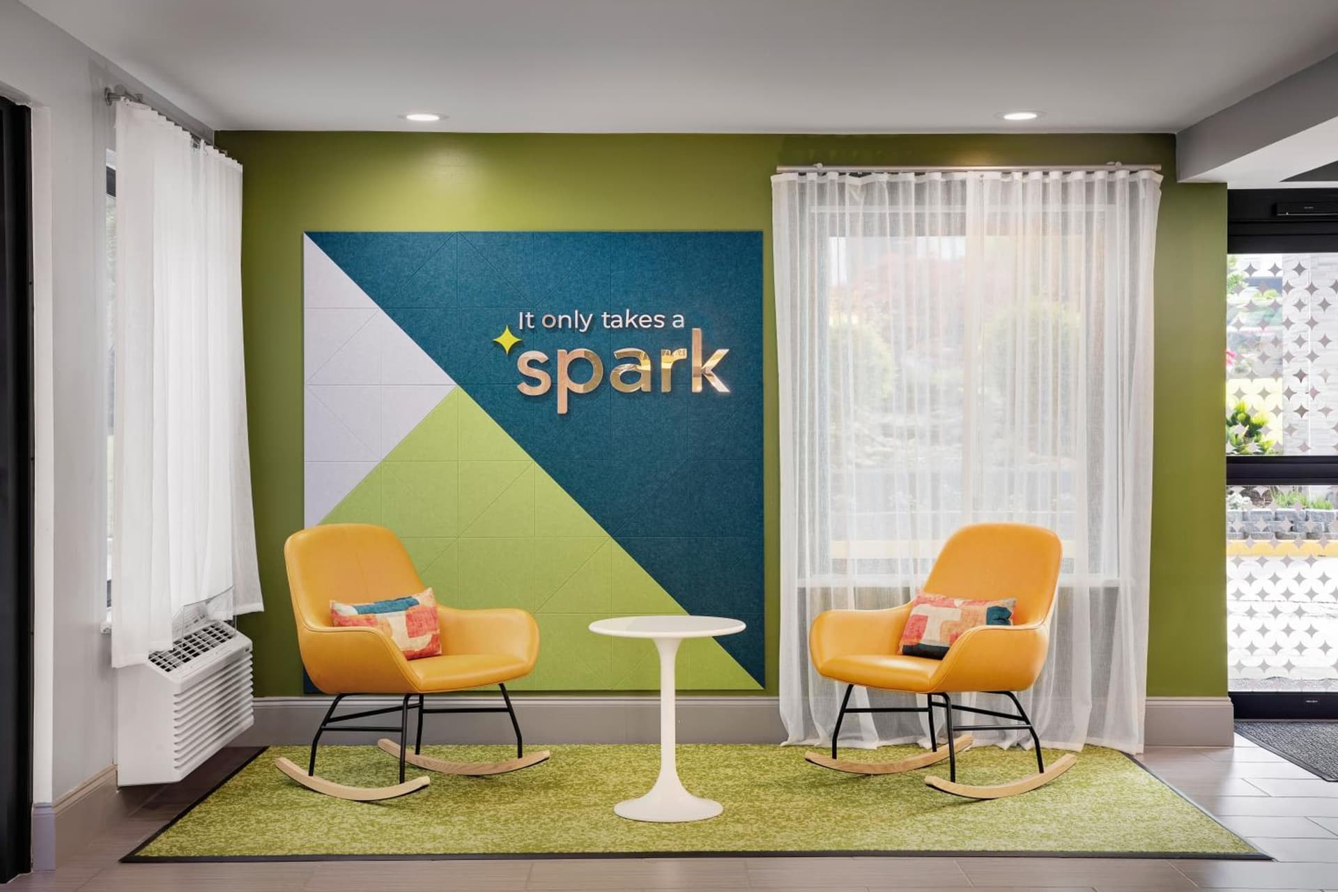 Spark by Hilton Atlanta Cumberland Ballpark gallery photo in Atlanta, GA — image 27