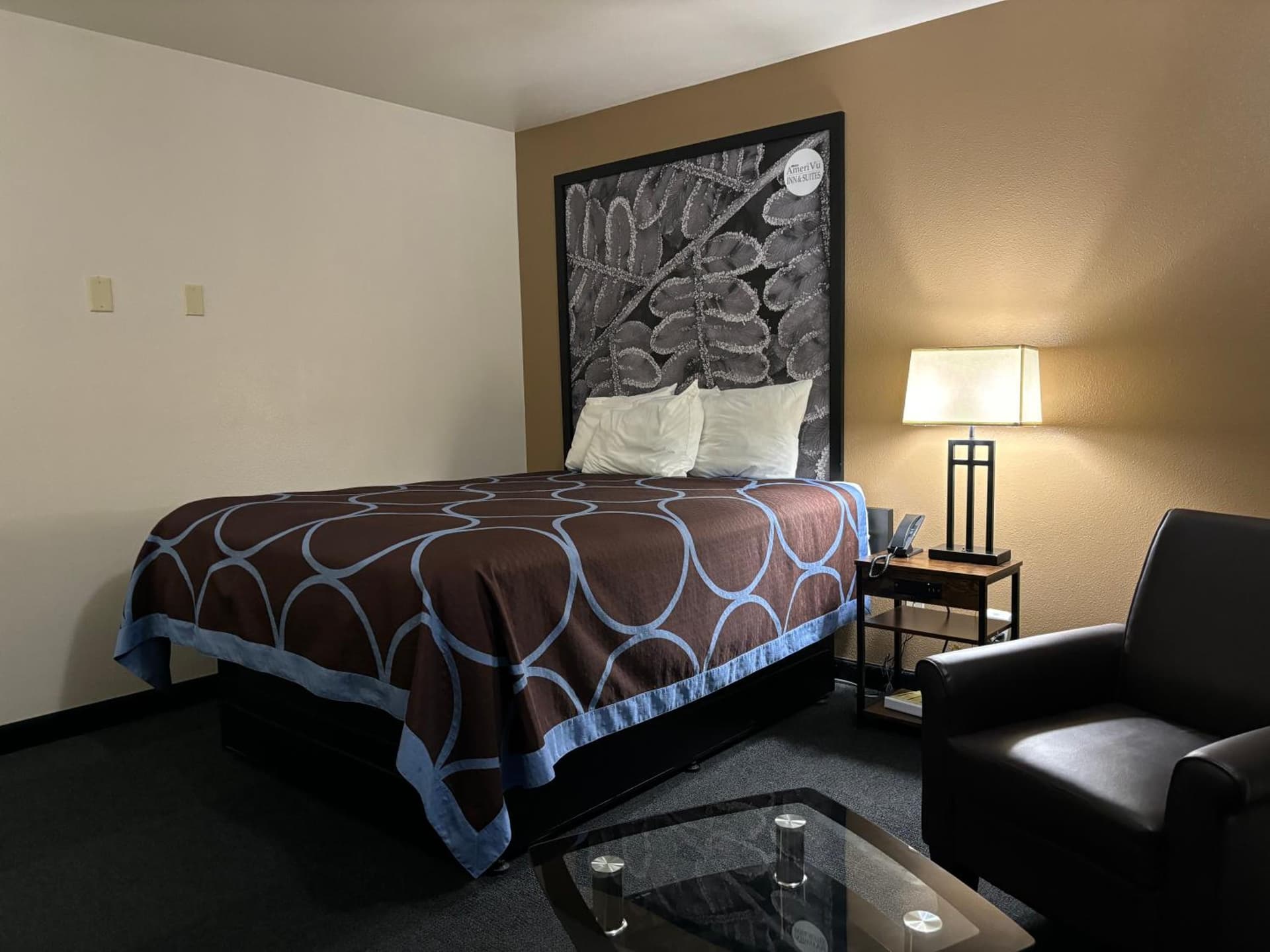 AmeriVu Inn and Suites Shawano WI interior in Shawano, WI — gallery photo 2