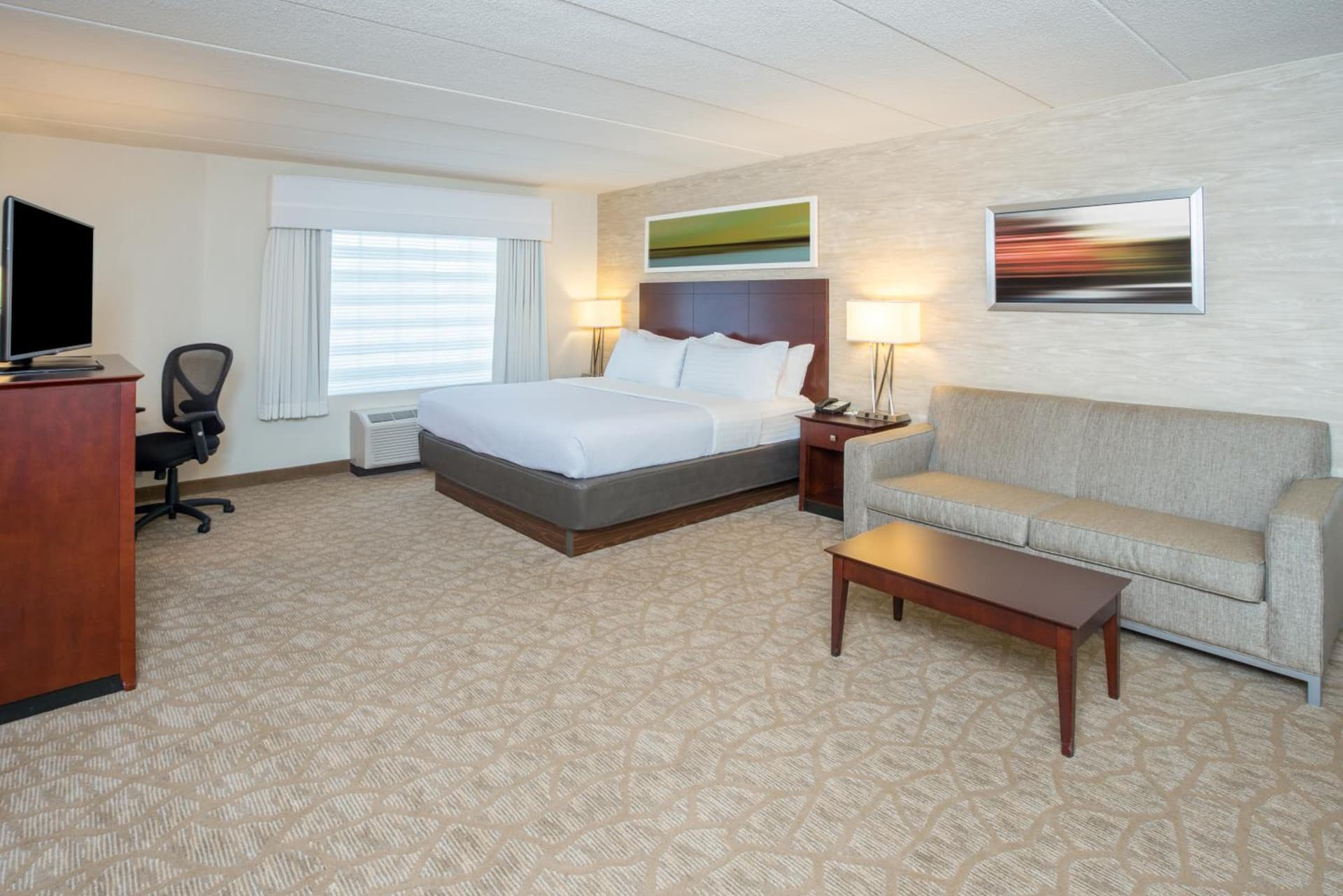 Holiday Inn Baltimore BWI Airport by IHG gallery photo in Linthicum Heights, MD — image 9