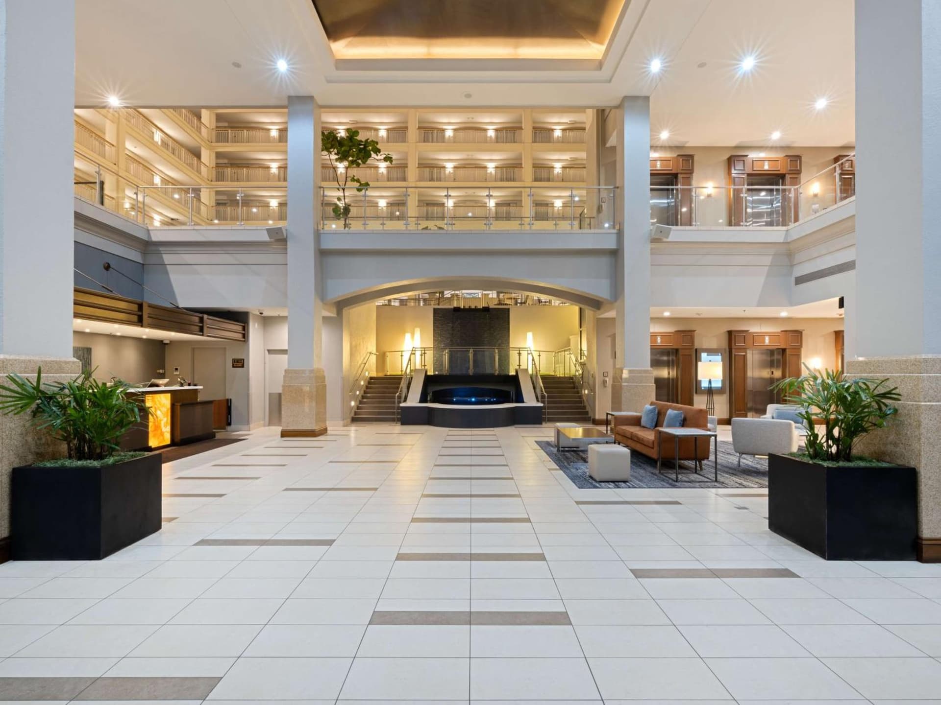 Embassy Suites Chicago - Downtown River North gallery photo in Chicago, IL — image 24