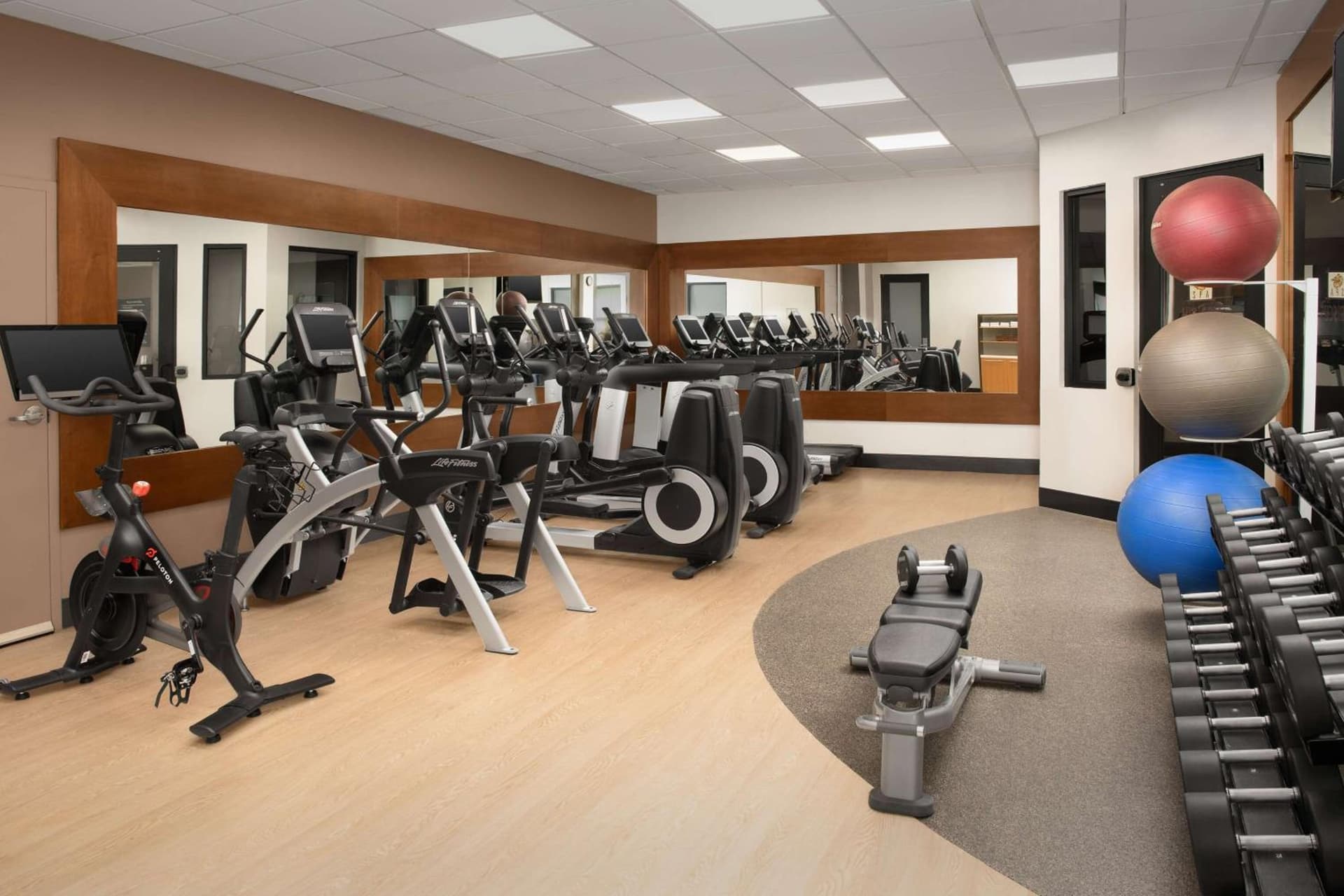Embassy Suites La Quinta Hotel & Spa gallery photo in La Quinta, CA — image 46