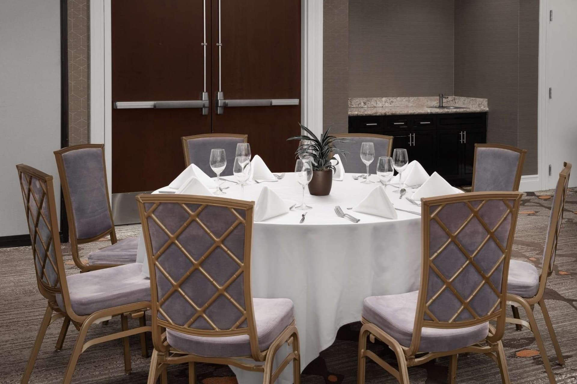 Embassy Suites La Quinta Hotel & Spa gallery photo in La Quinta, CA — image 12