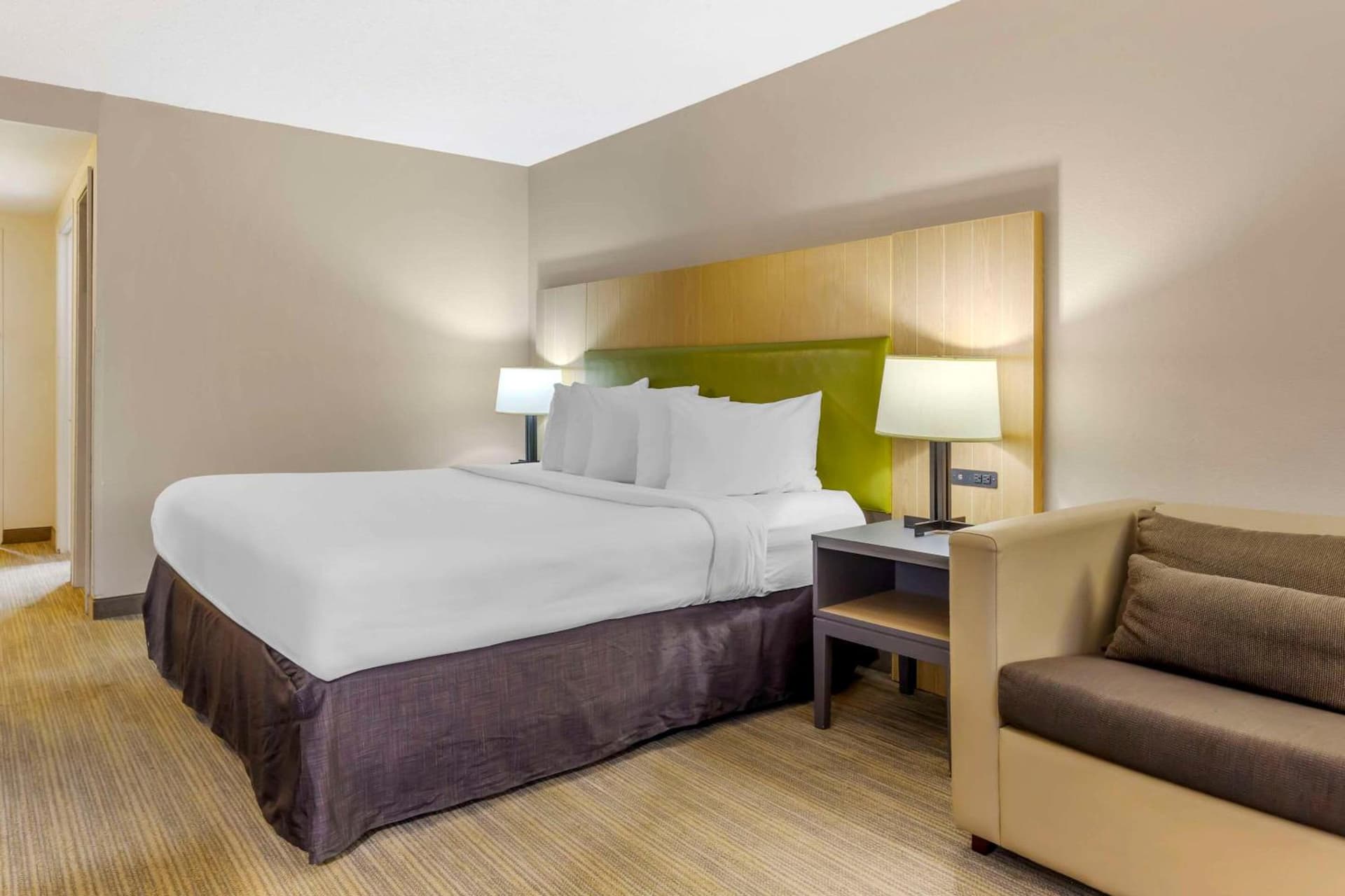 Country Inn & Suites by Radisson, Newport News South, VA gallery photo in Newport News, VA — image 24