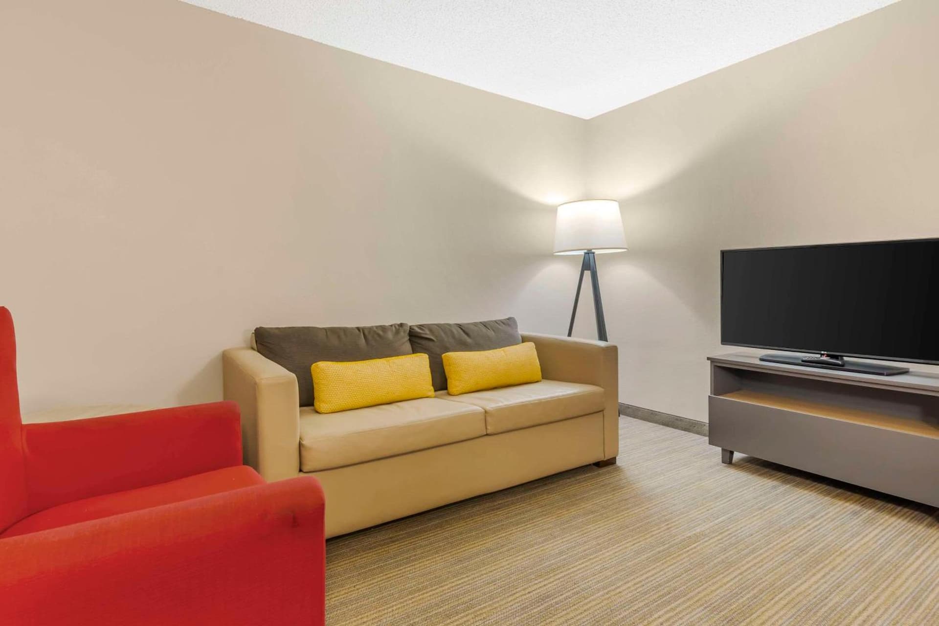 Country Inn & Suites by Radisson, Newport News South, VA gallery photo in Newport News, VA — image 12