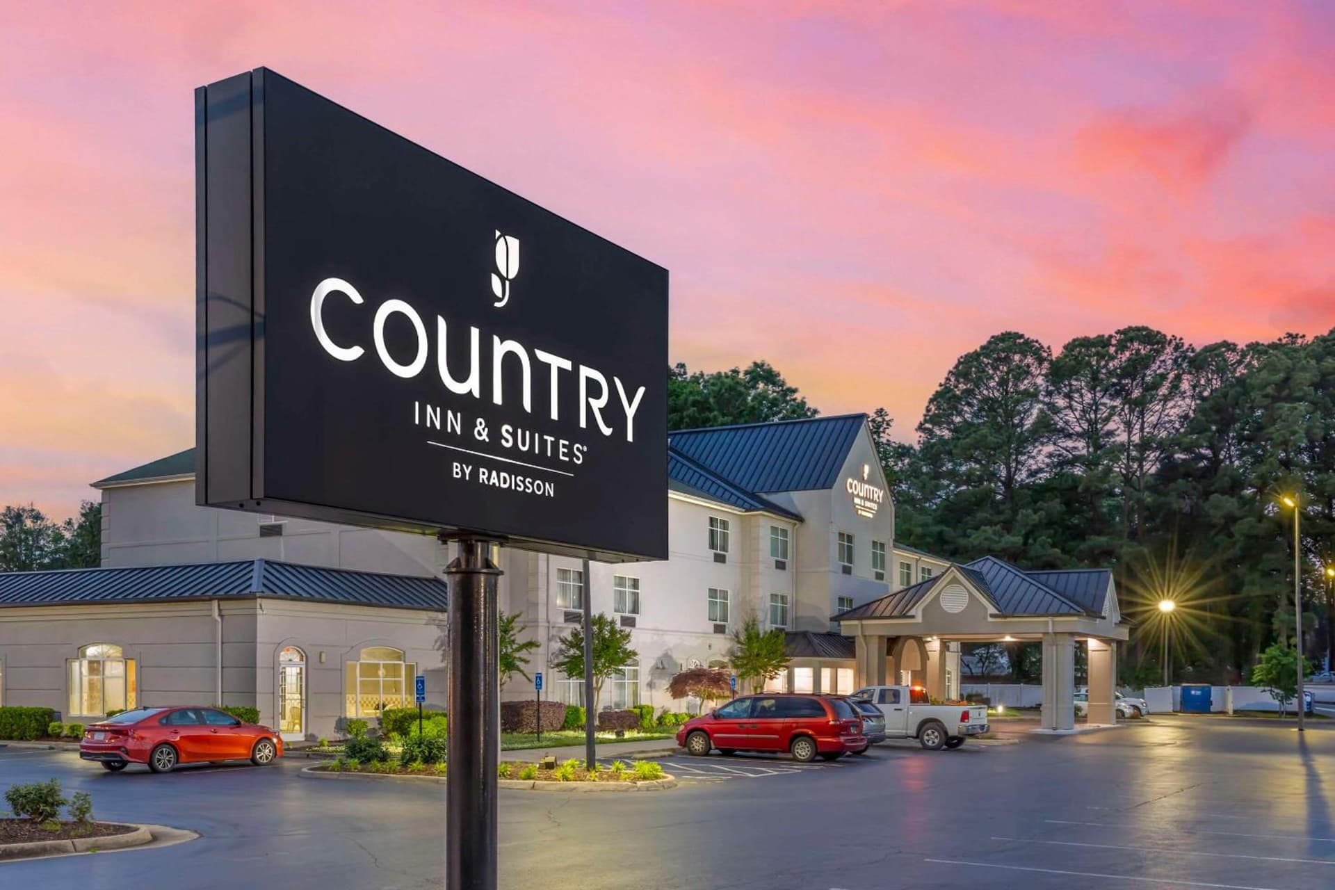 Country Inn & Suites by Radisson, Newport News South, VA interior in Newport News, VA — gallery photo 2