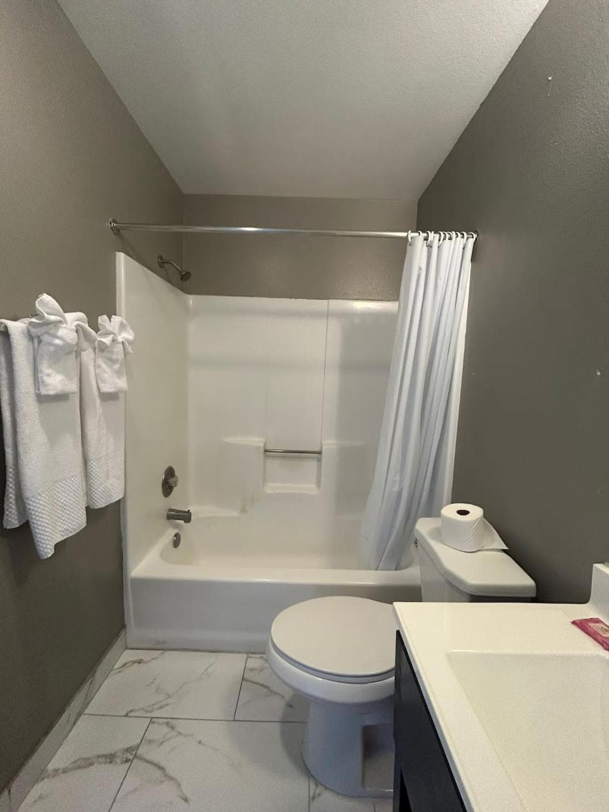 Back Country Inn interior in Boulevard, CA — gallery photo 2