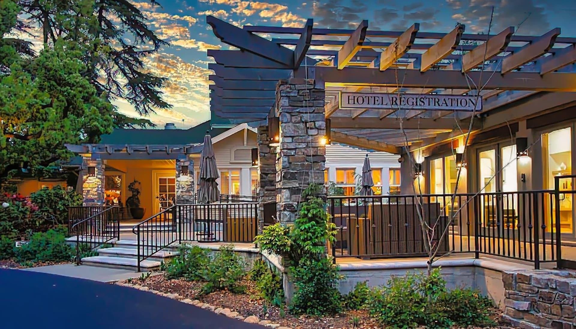 Appellation Lodi - Wine & Roses Resort and Spa interior in Lodi, CA — gallery photo 2