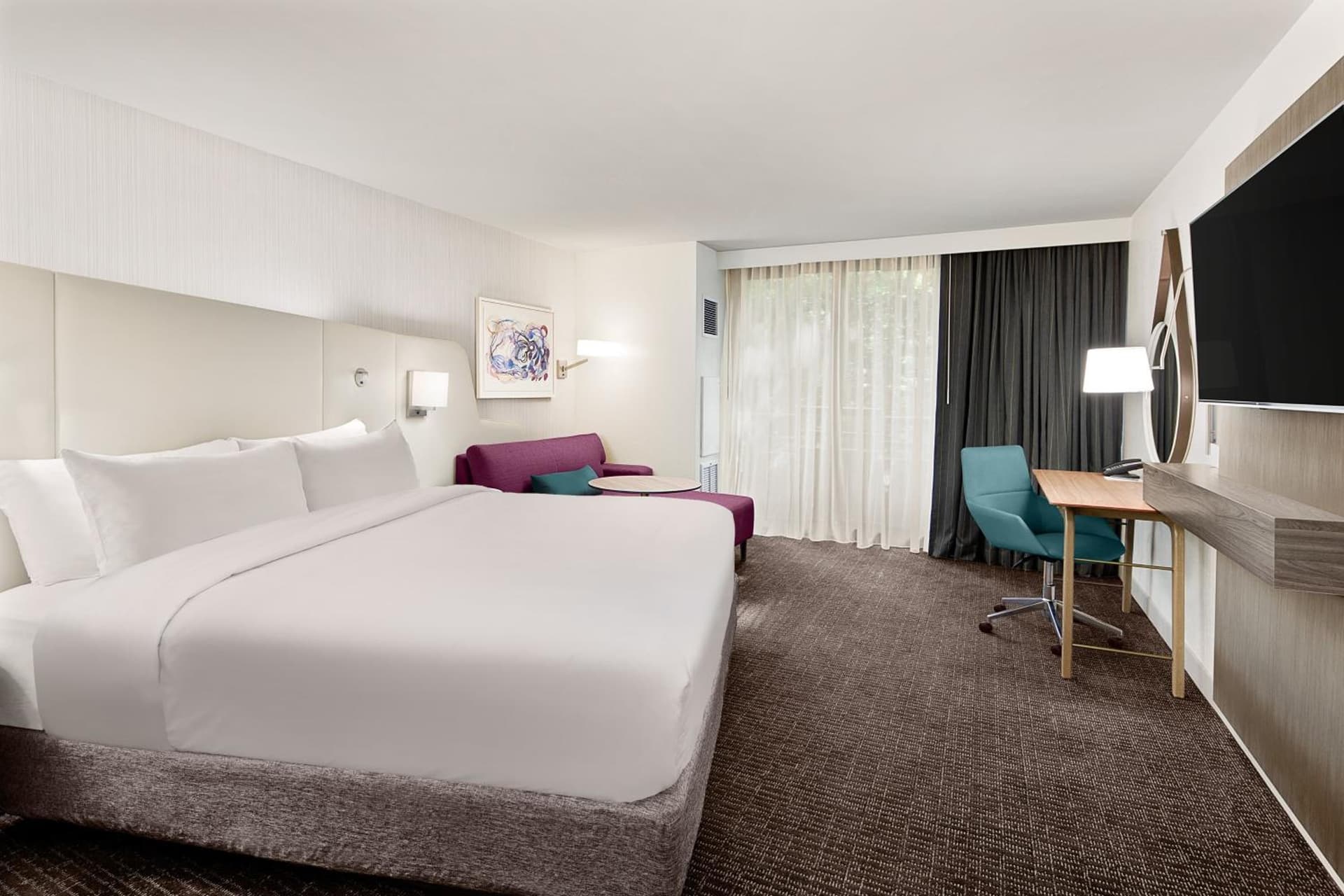 Crowne Plaza Atlanta Perimeter at Ravinia by IHG interior in Atlanta, GA — gallery photo 2