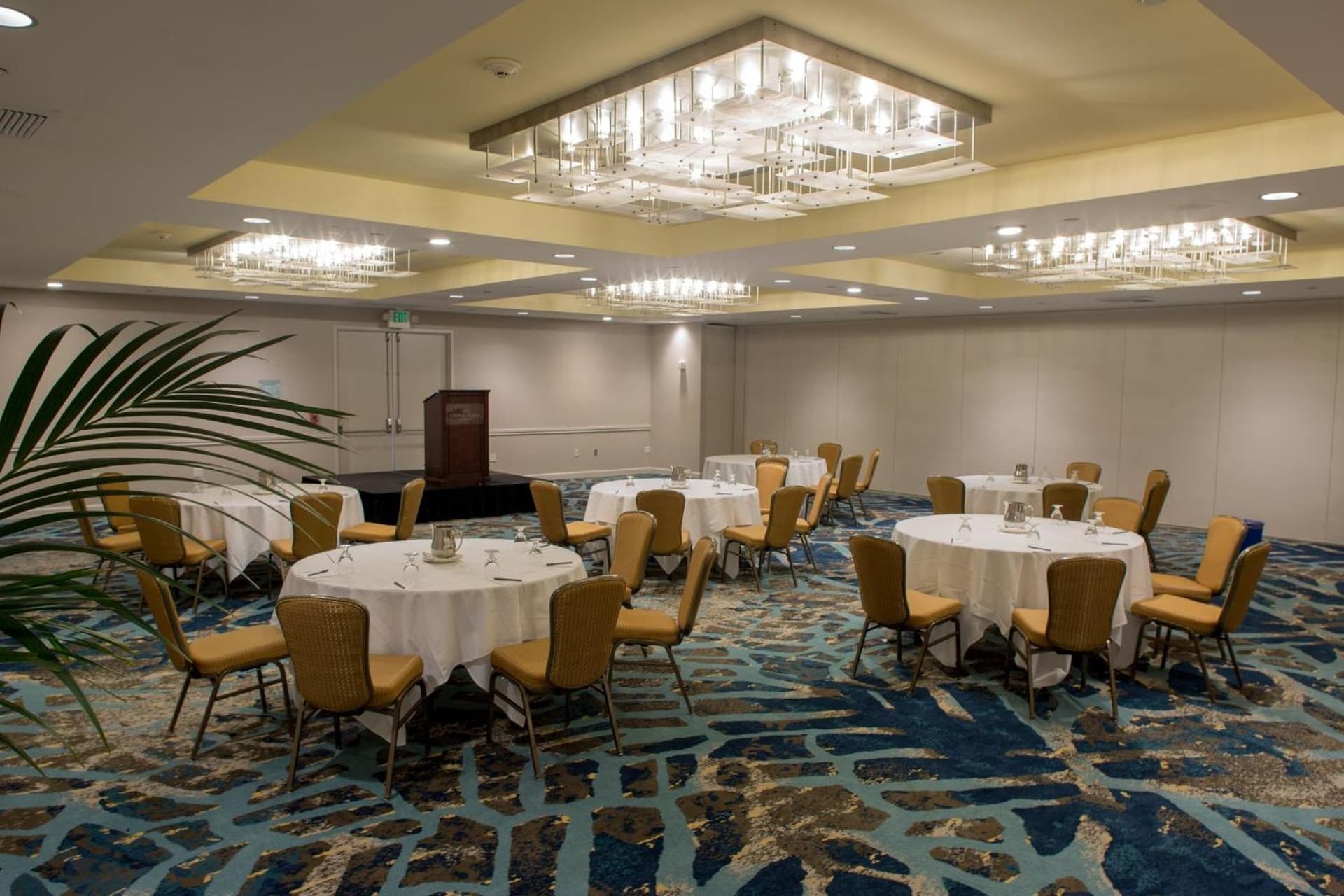 Crowne Plaza Ventura Beach by IHG gallery photo in Ventura, CA — image 78