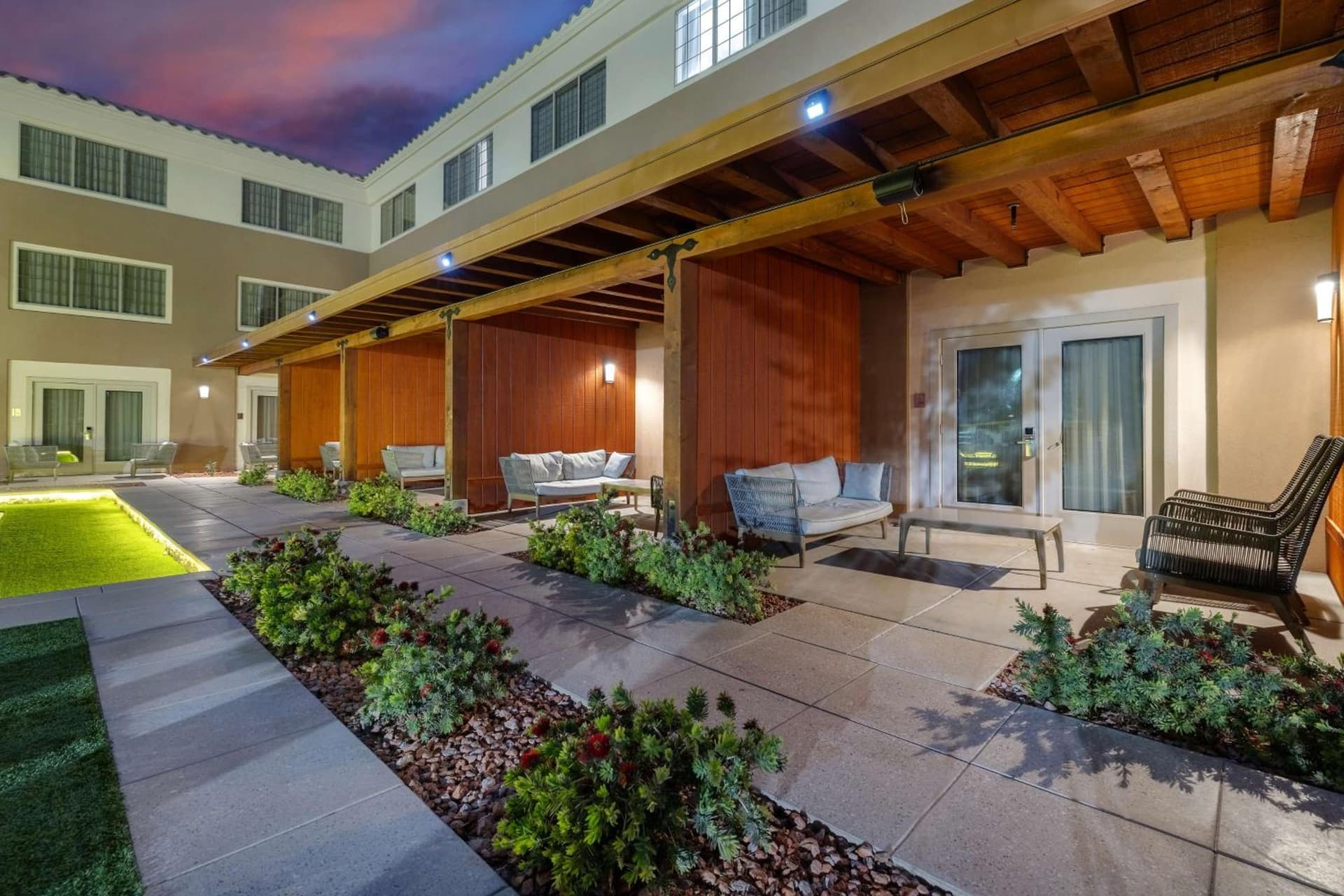 Aiden by Best Western Scottsdale North gallery photo in Scottsdale, AZ — image 24