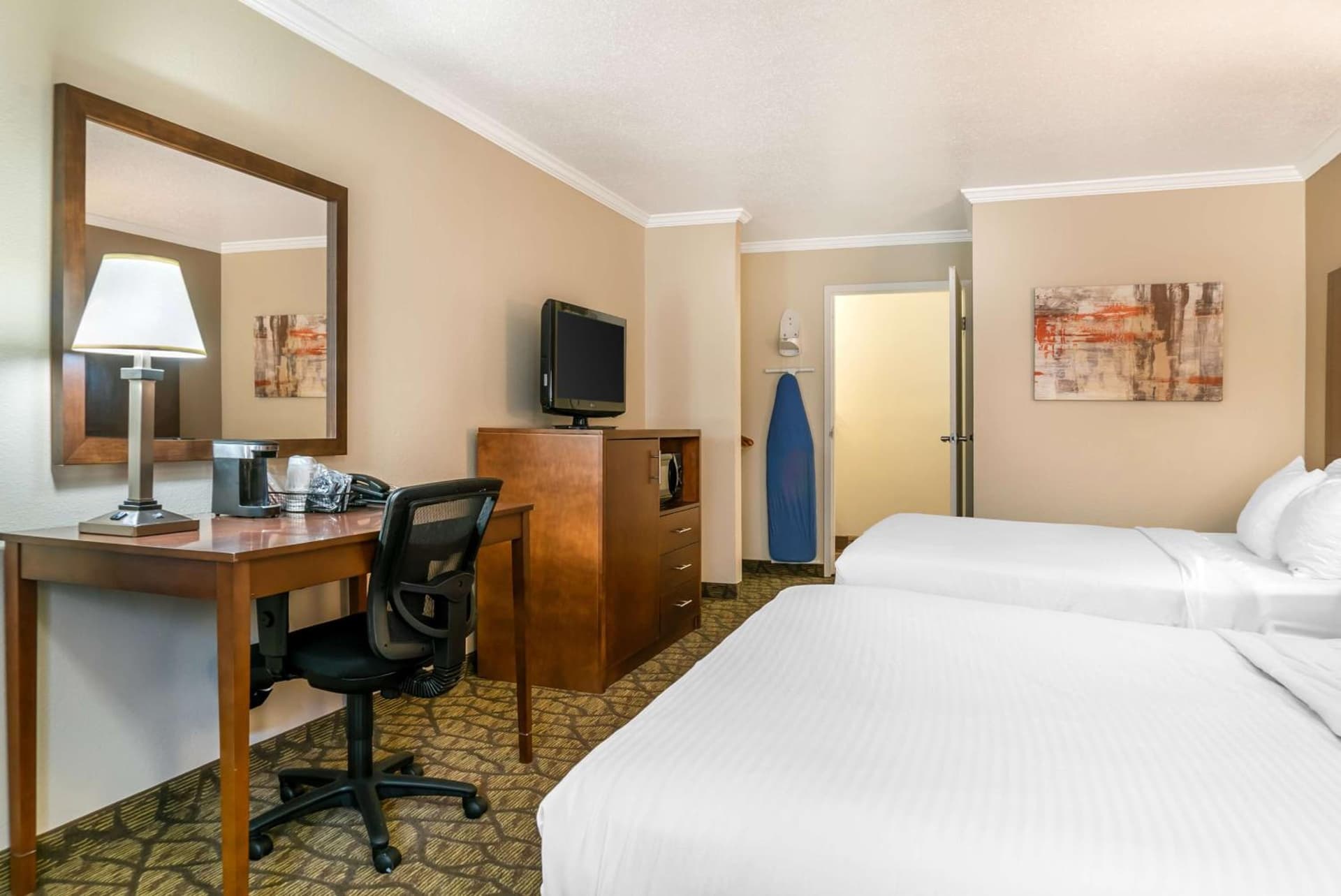 Best Western of Hartland gallery photo in Hartland, MI — image 38