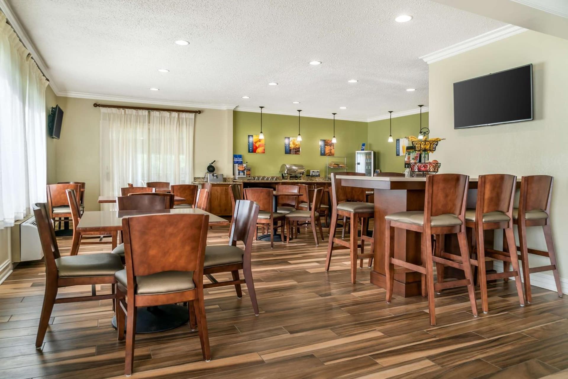 Best Western of Hartland gallery photo in Hartland, MI — image 37