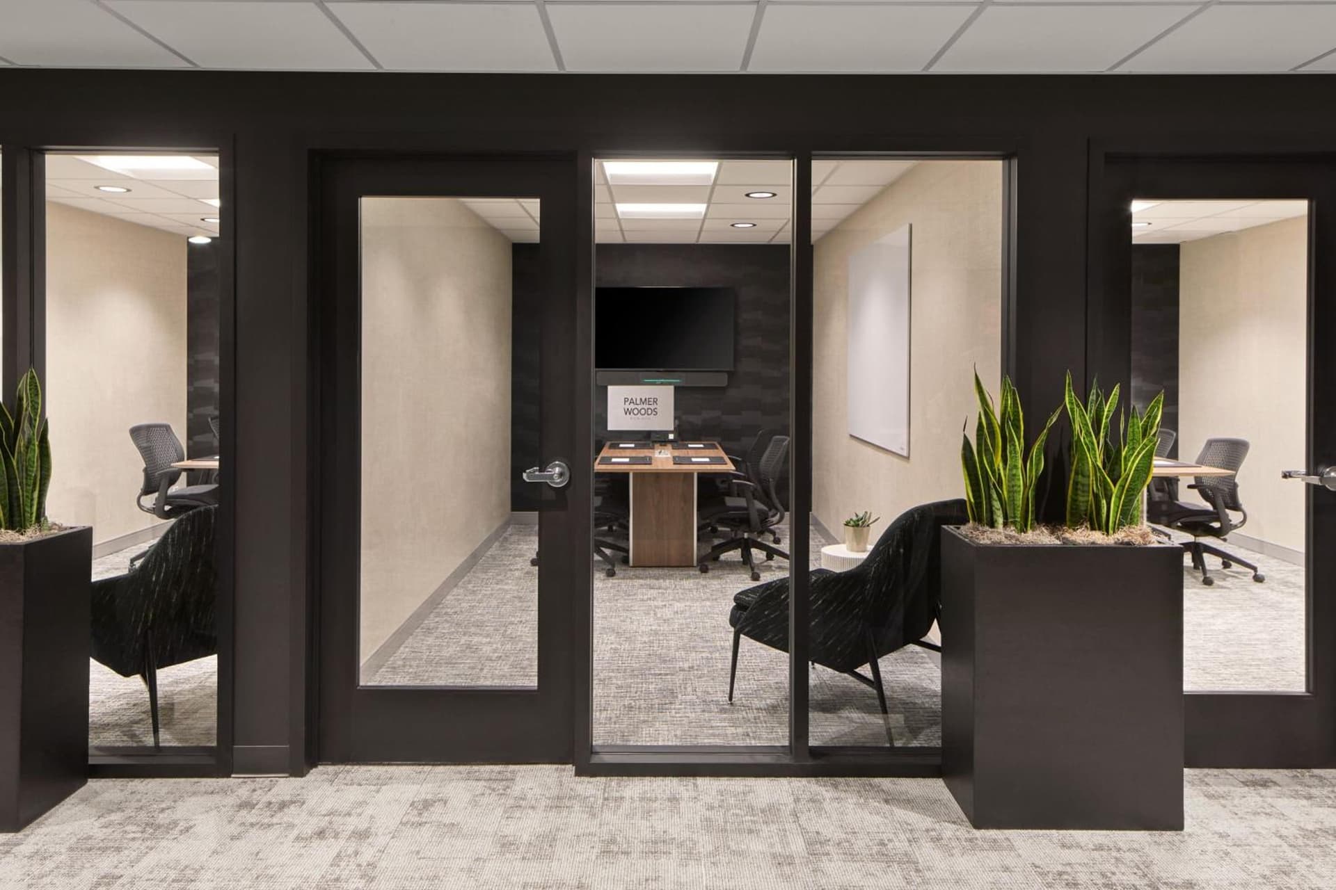 Courtyard by Marriott Detroit Downtown gallery photo in Detroit, MI — image 17