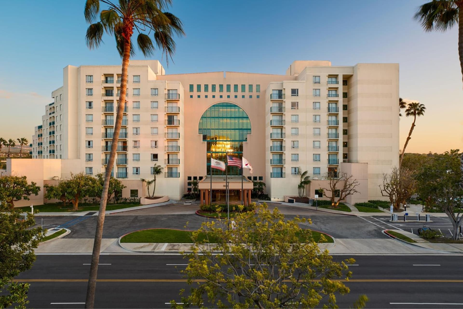 Newport Beach Marriott Bayview interior in Newport Beach, CA — gallery photo 2