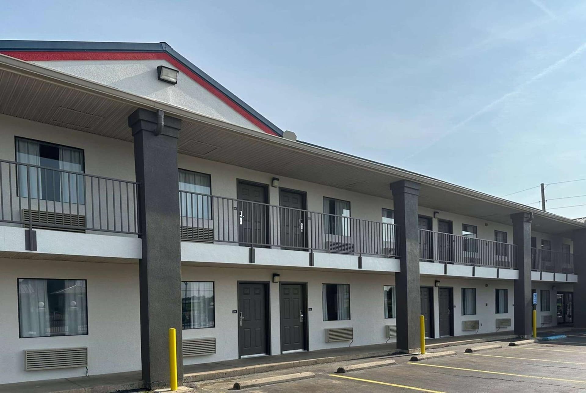 Super 8 by Wyndham Monroe gallery photo in Monroe, LA — image 16
