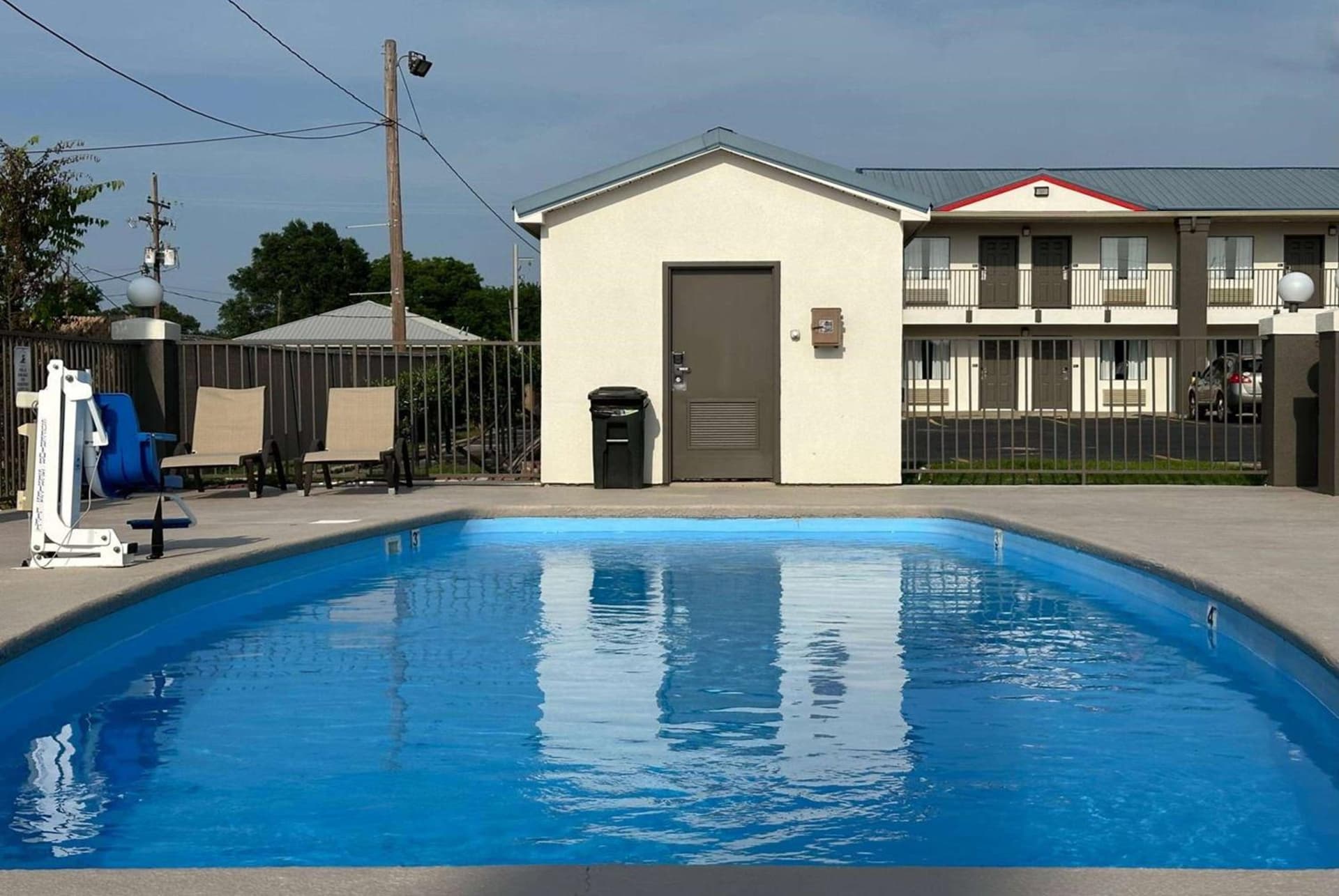 Super 8 by Wyndham Monroe gallery photo in Monroe, LA — image 20