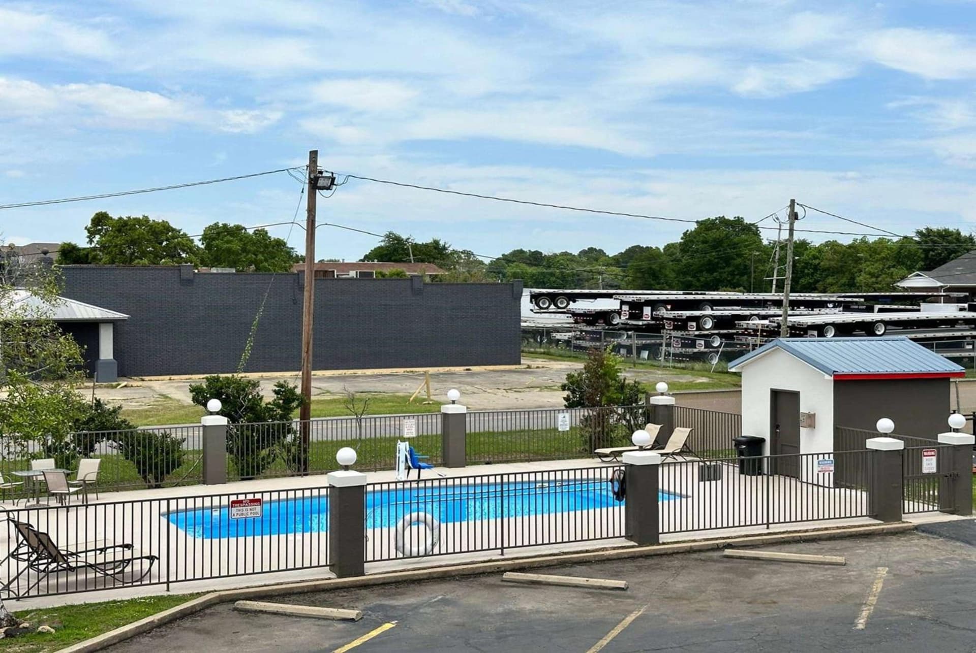 Super 8 by Wyndham Monroe gallery photo in Monroe, LA — image 35