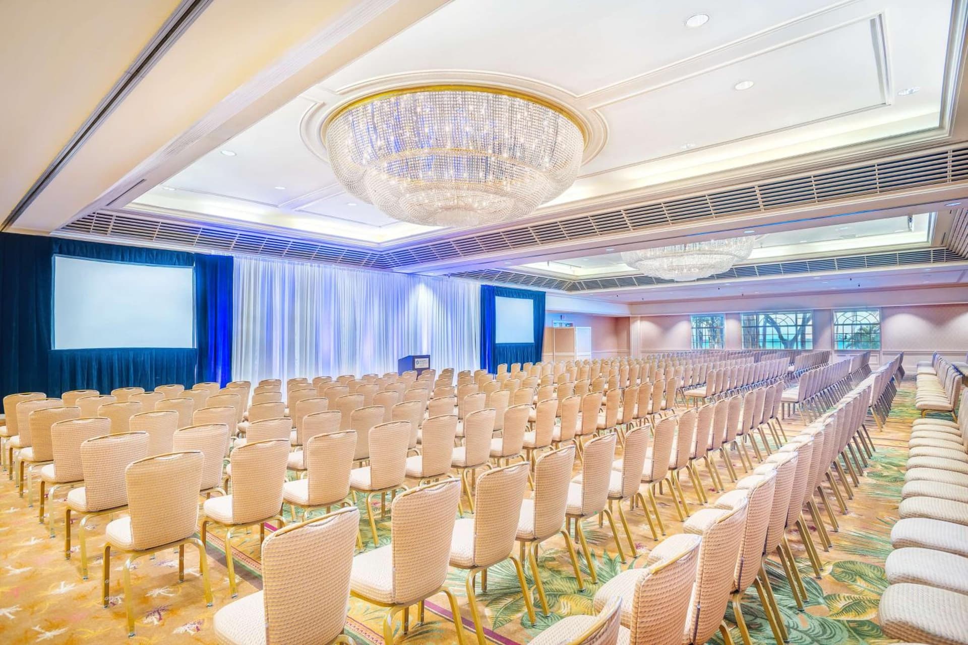 Hyatt Regency Waikiki Beach Resort & Spa gallery photo in Honolulu, HI — image 30