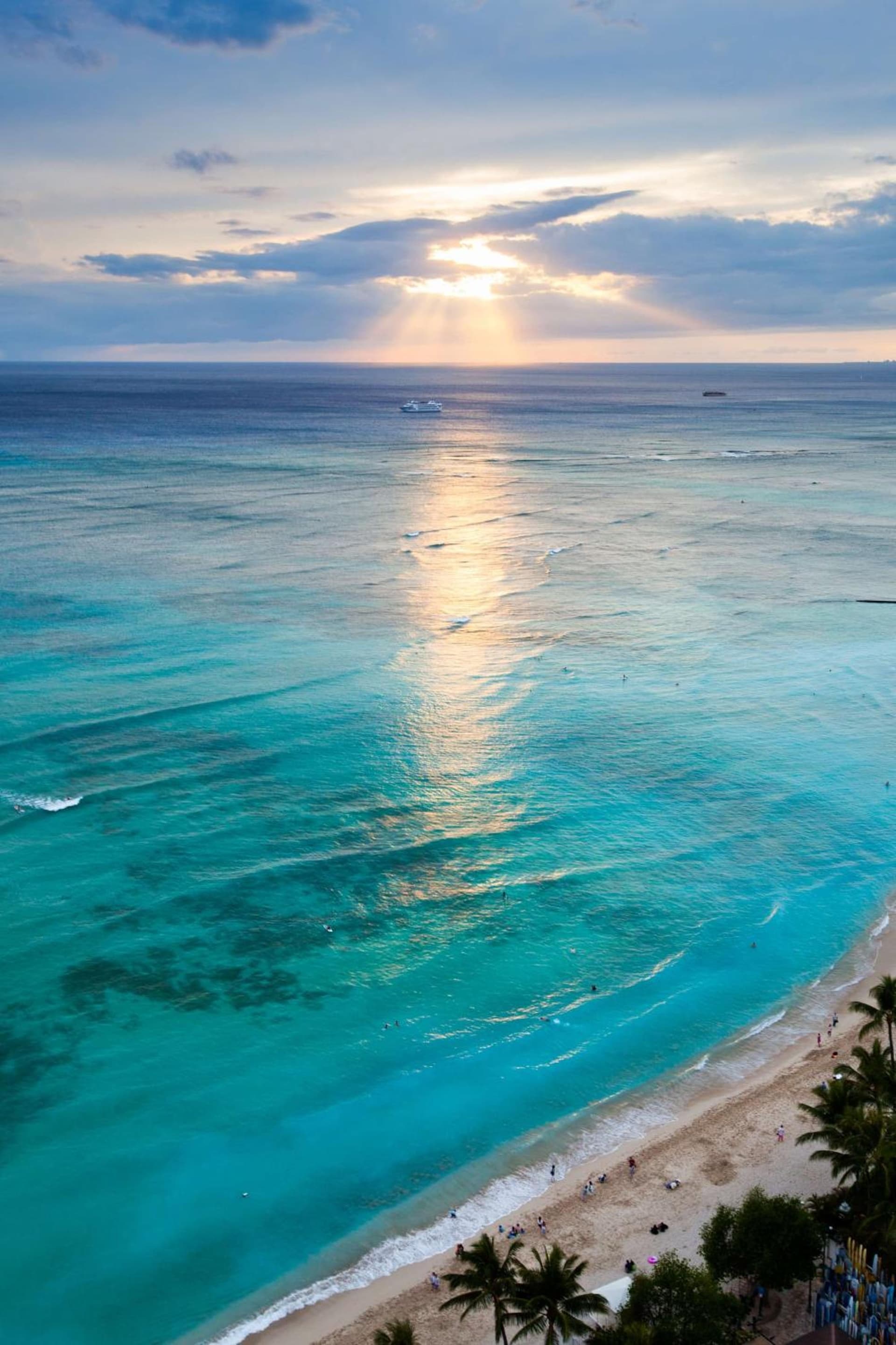 Hyatt Regency Waikiki Beach Resort & Spa gallery photo in Honolulu, HI — image 69