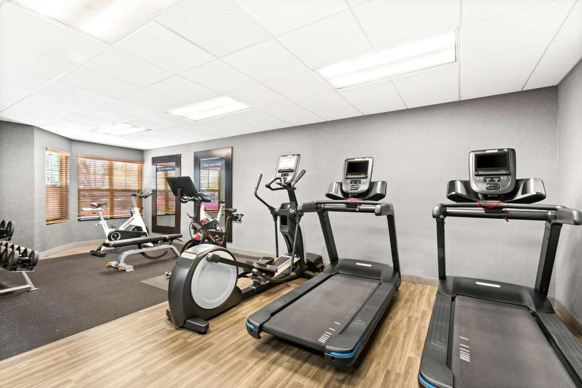 Hampton Inn & Suites Phoenix-Goodyear gallery photo in Goodyear, AZ — image 49