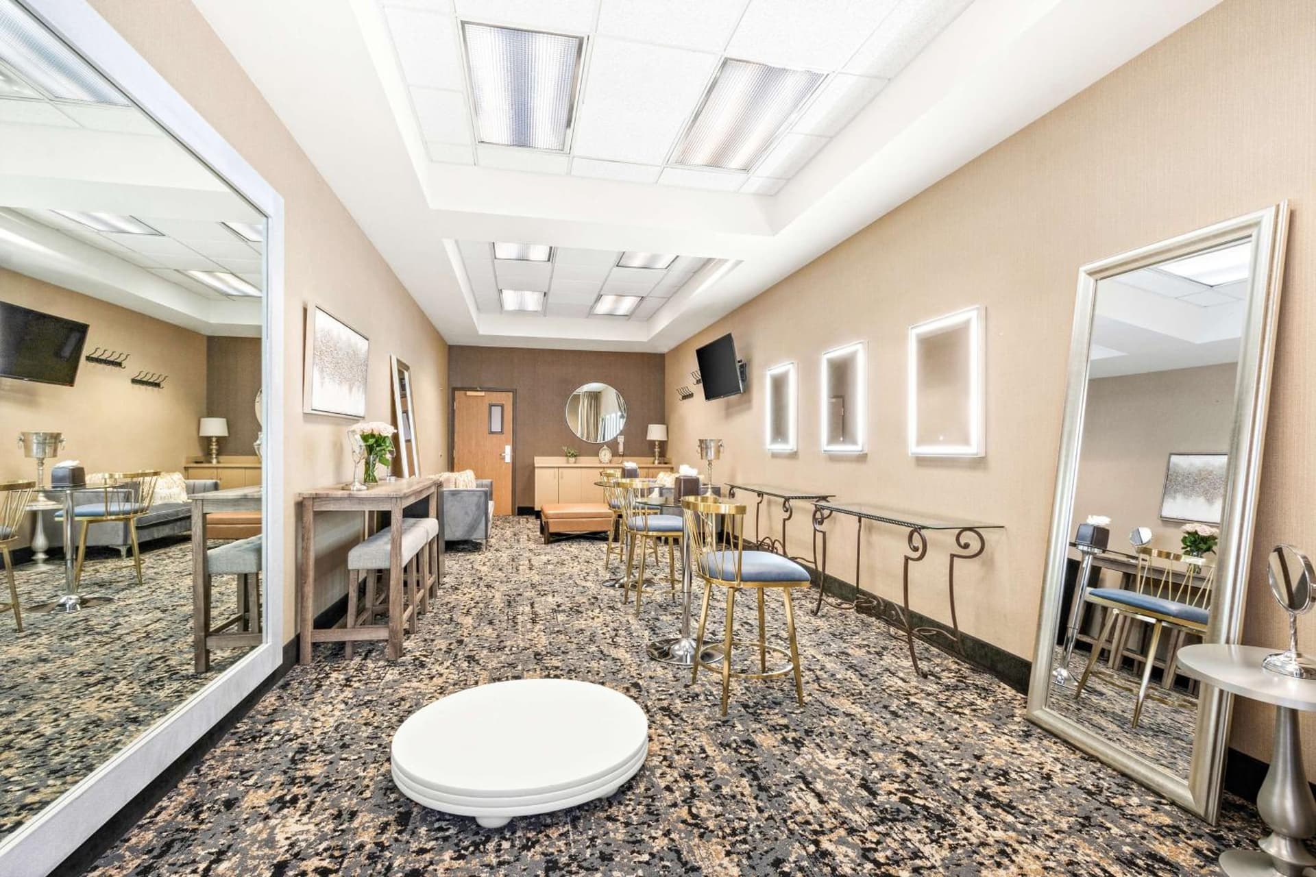 Hampton Inn & Suites Phoenix-Goodyear gallery photo in Goodyear, AZ — image 32