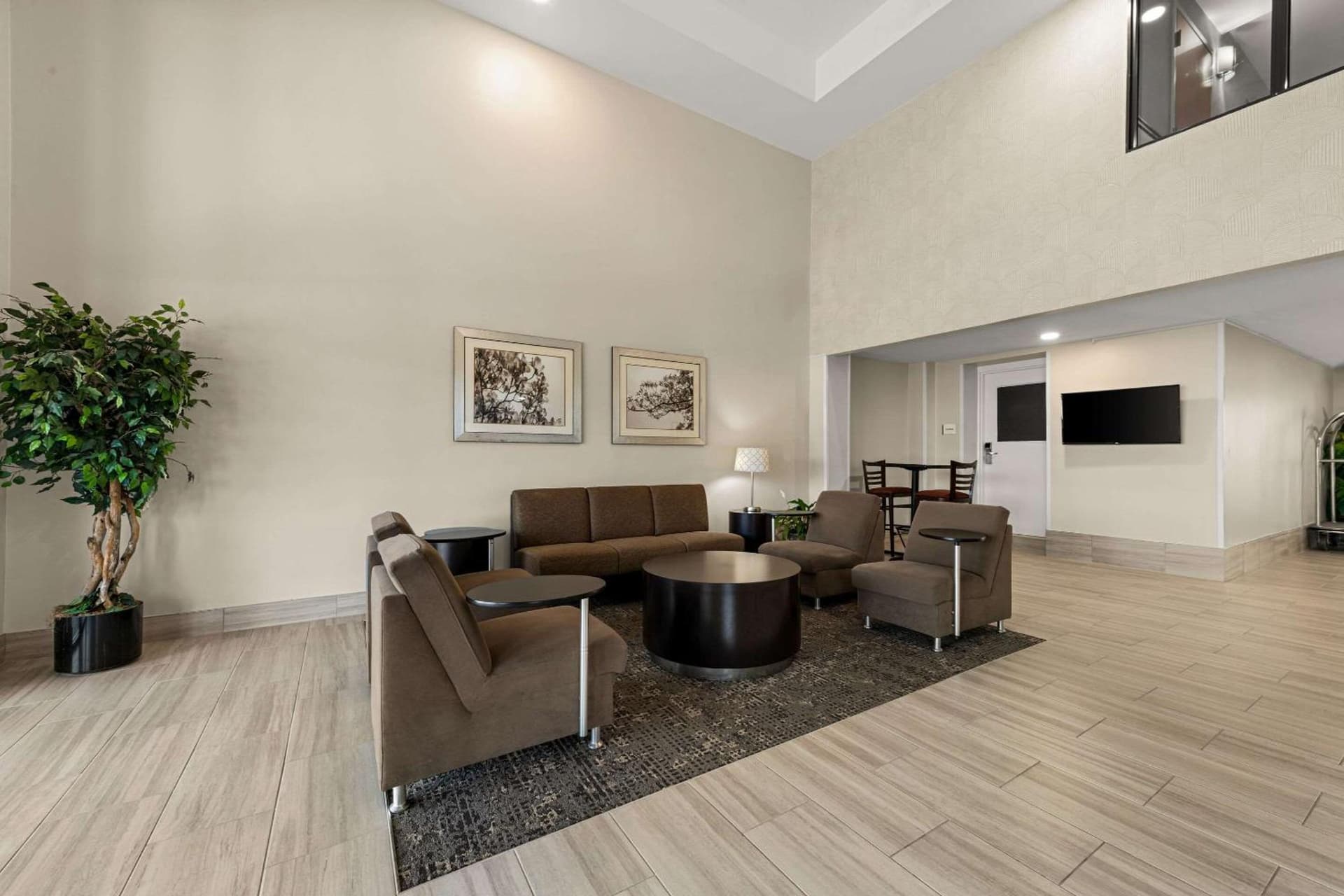 Quality Inn & Suites Matthews - Charlotte property views in Matthews, NC — gallery photo 3